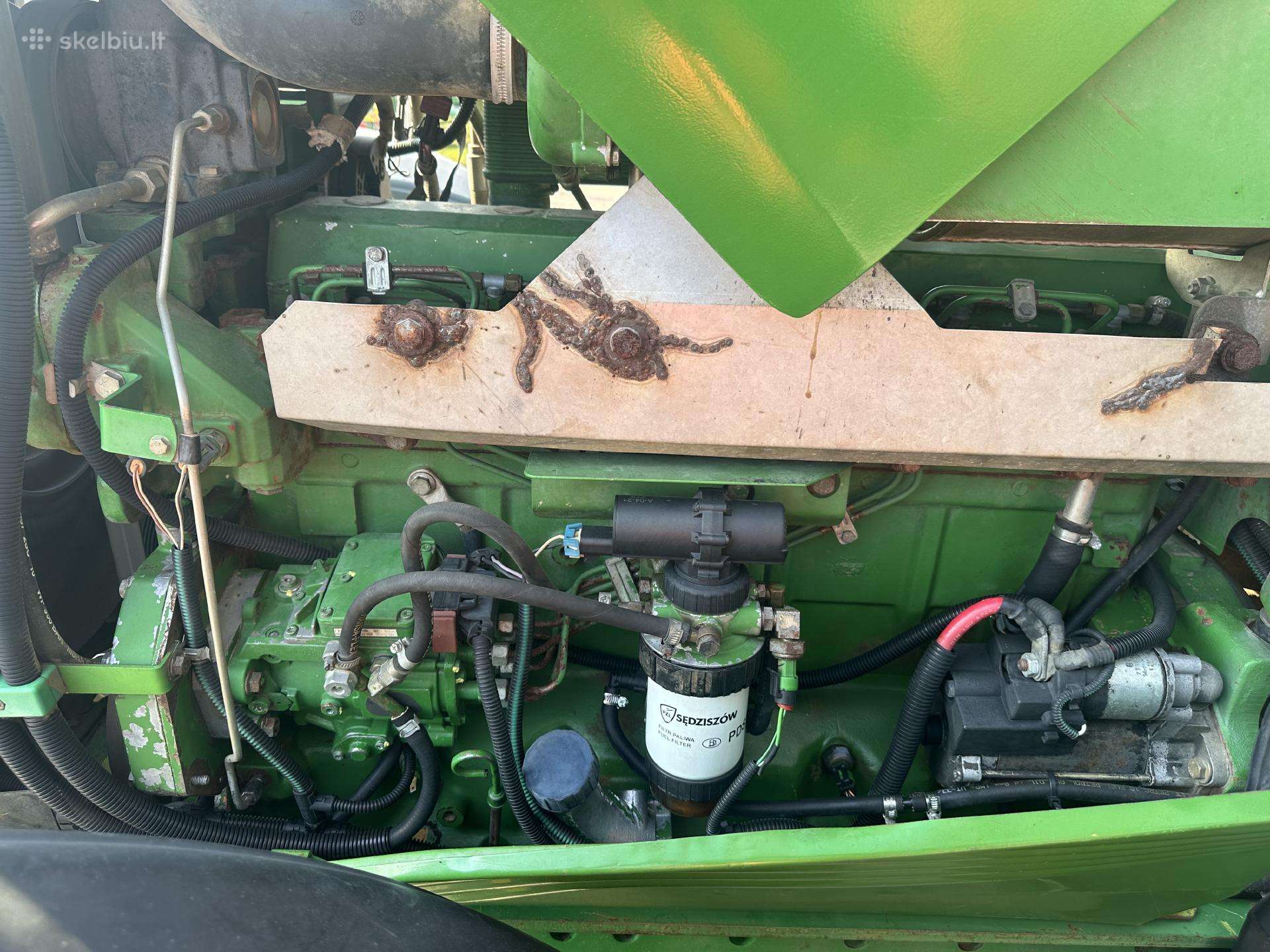 John Deere 6820, traktori