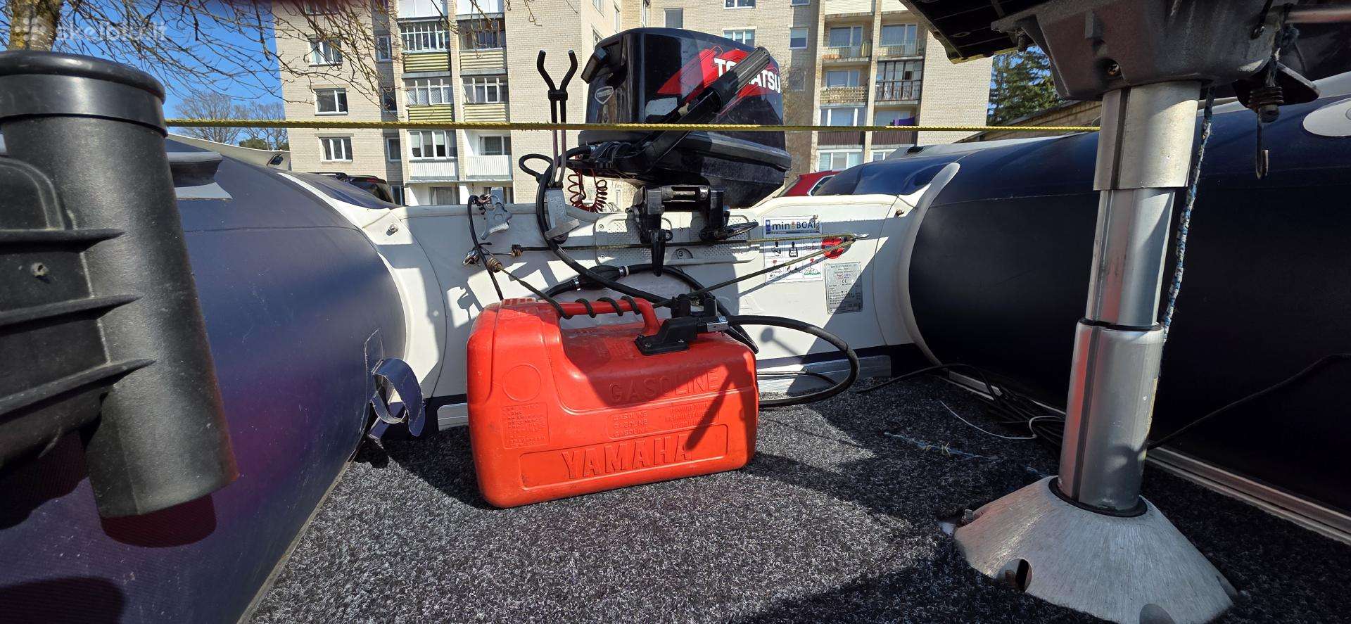 Honda, inflatable boats