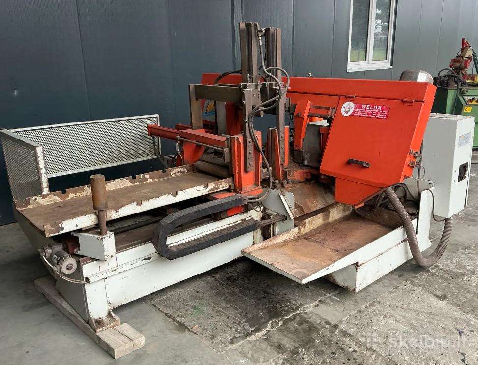 Automatinės juostinės metalo pjovimo staklės CNC