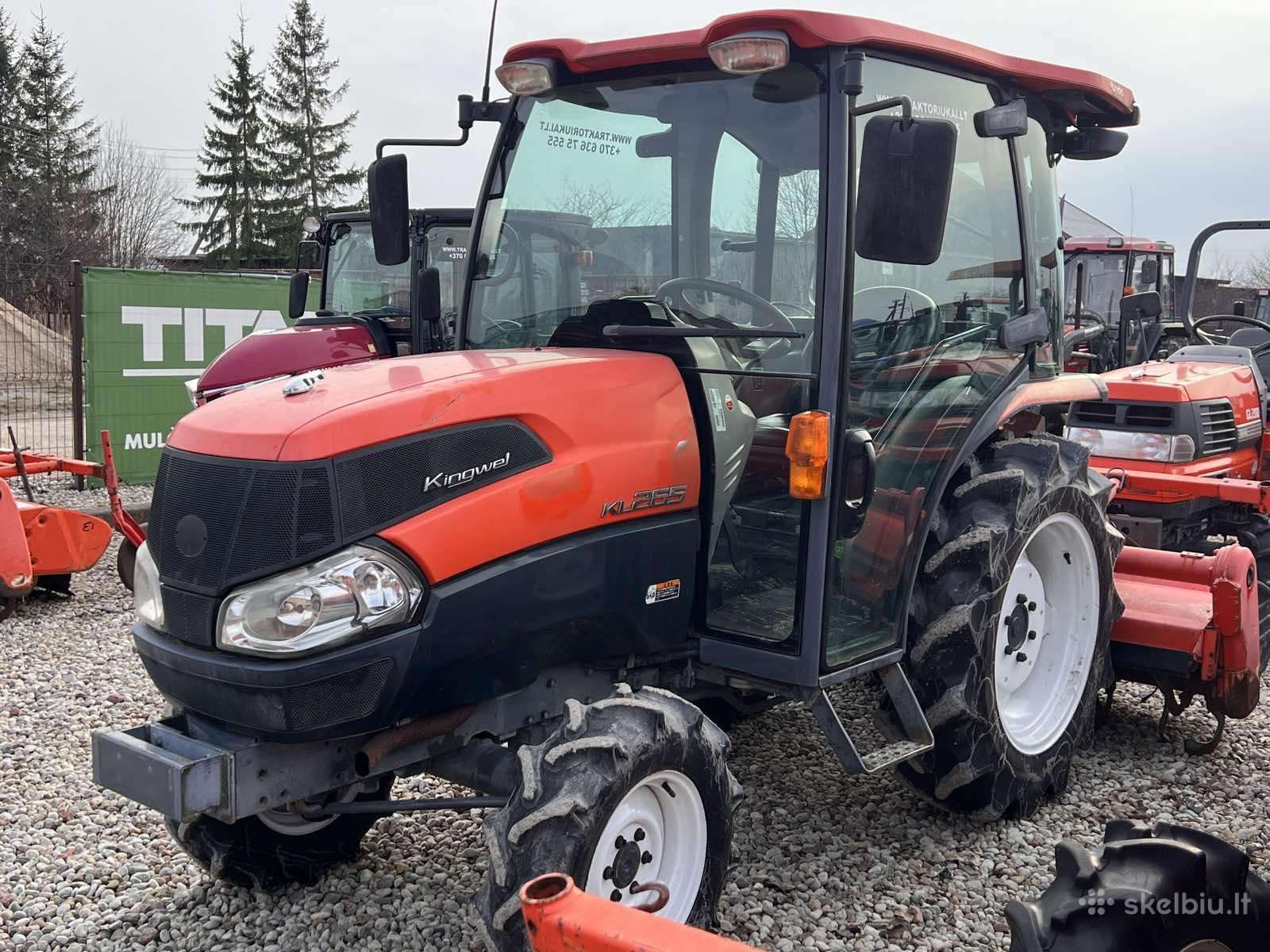 Kubota ĮVAIRIŲ MODELIŲ, traktoriai