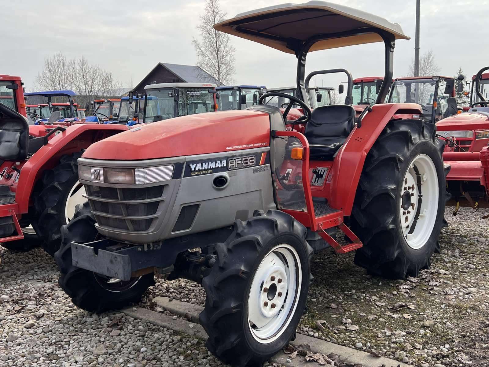 Kubota ĮVAIRIŲ MODELIŲ, traktoriai