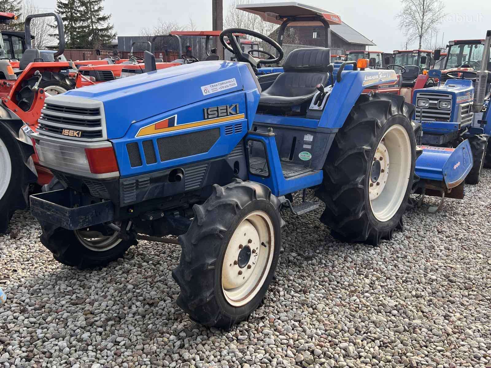 Kubota ĮVAIRIŲ MODELIŲ, тракторы