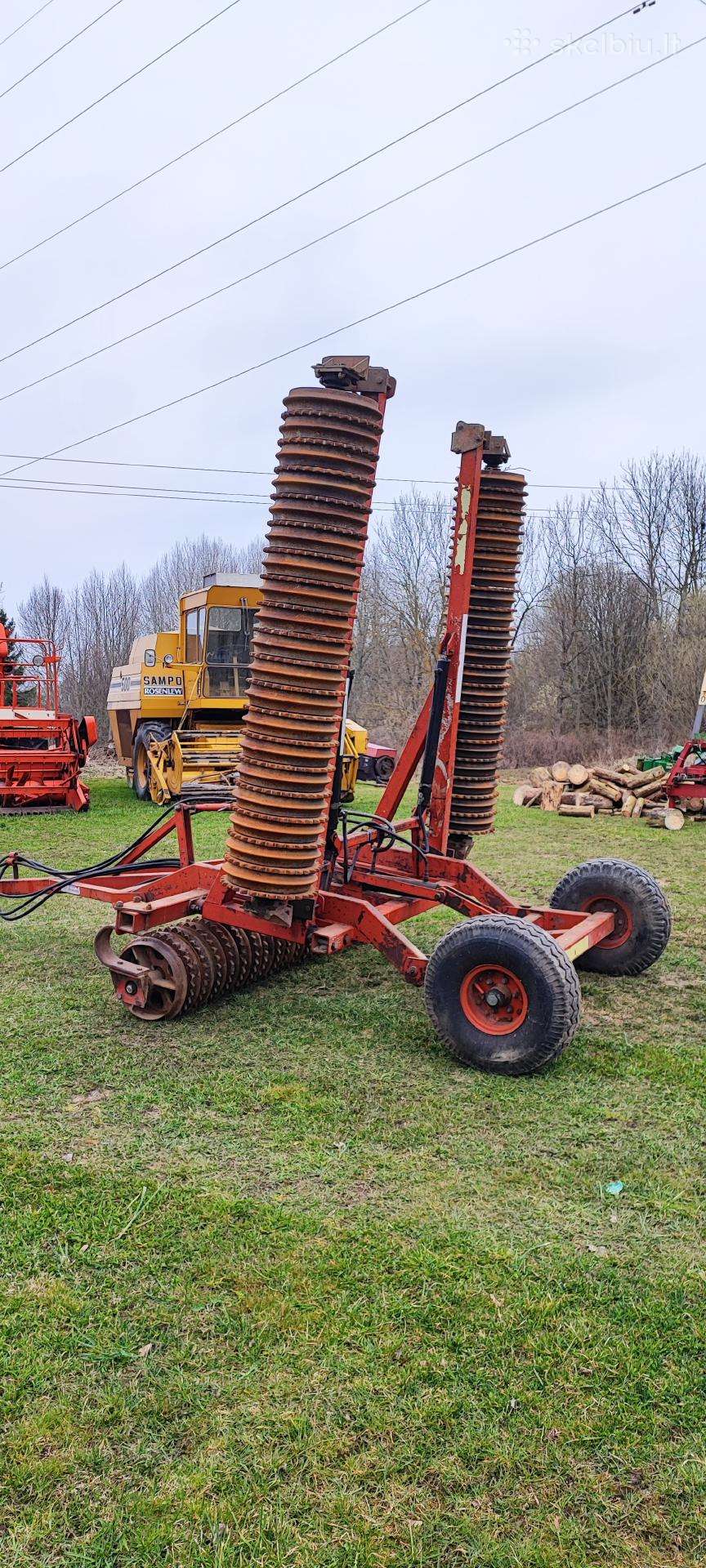 -Kita-, compacting, leveling rollers
