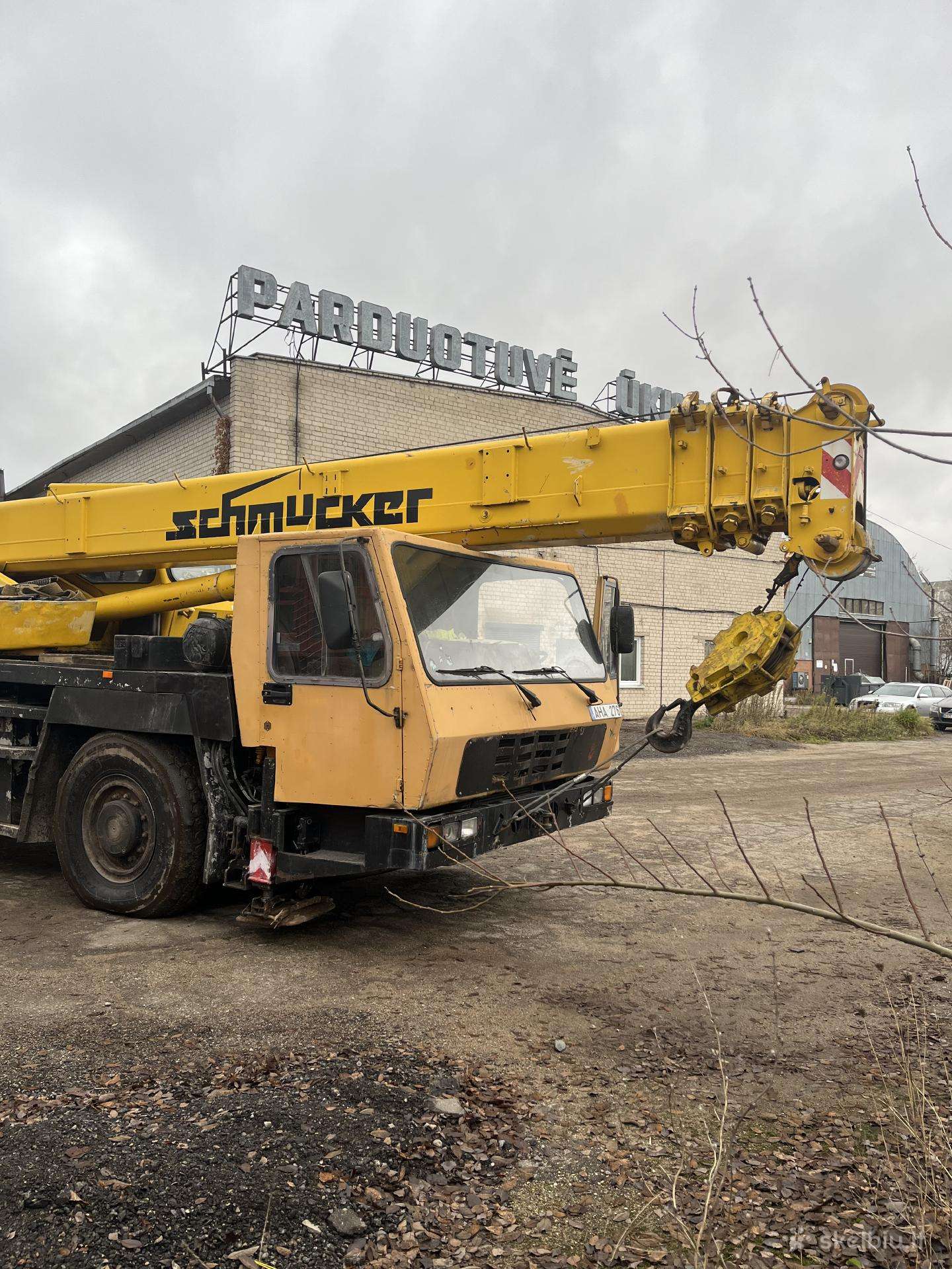 Grove GMK 2035, crane