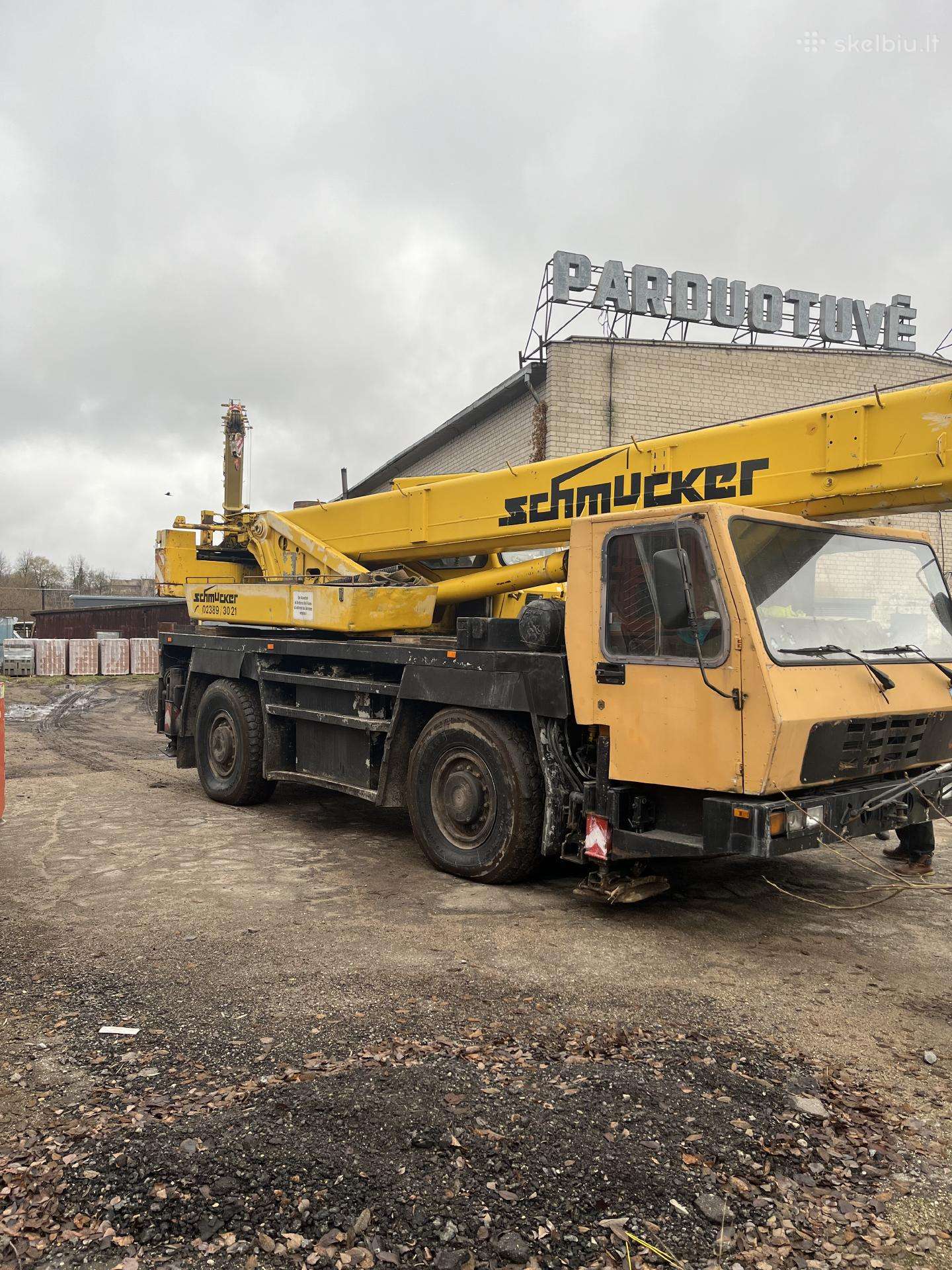 Grove GMK 2035, crane