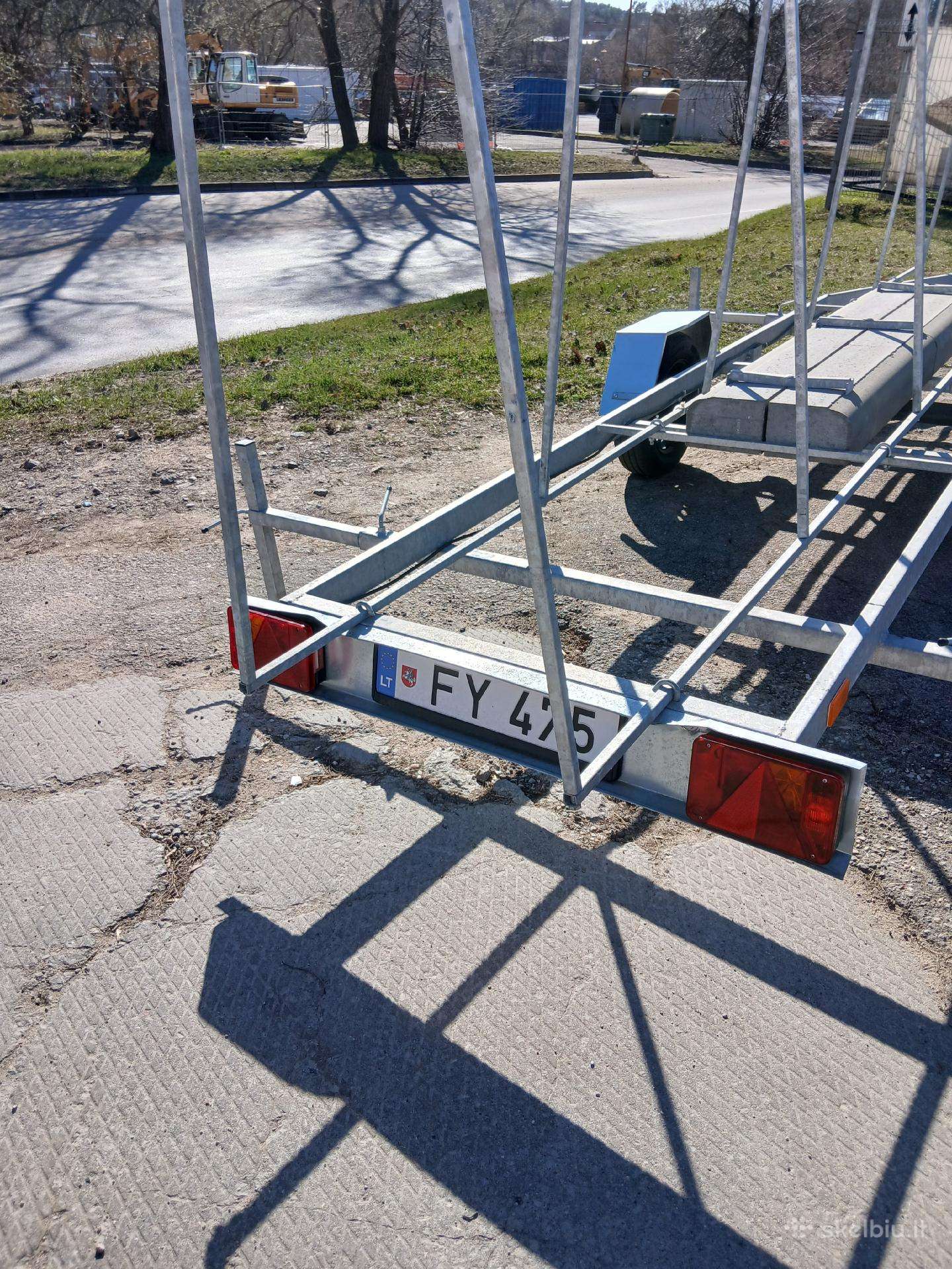 -Kita-, passenger car trailers