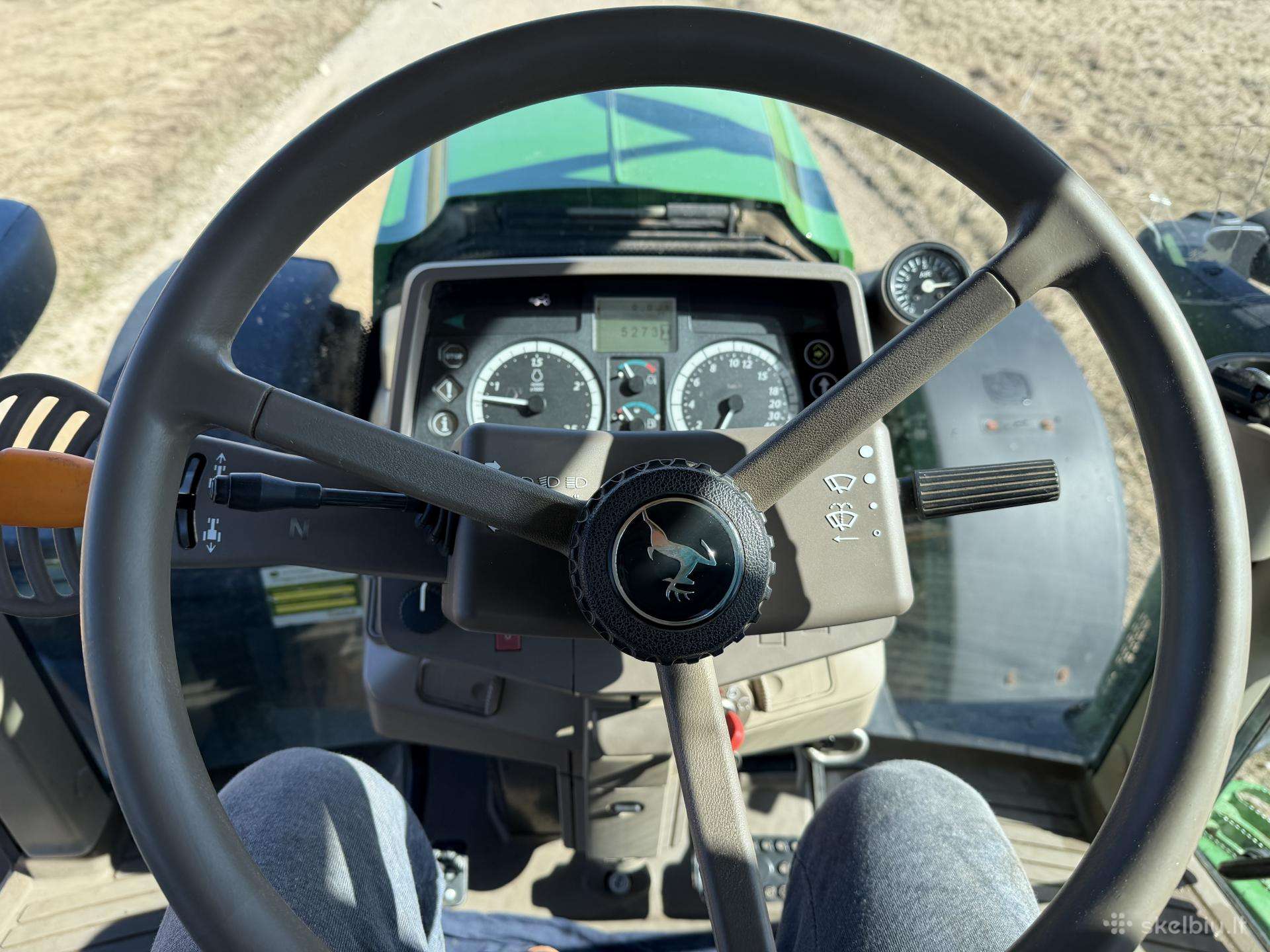 John Deere 6150M, tractors