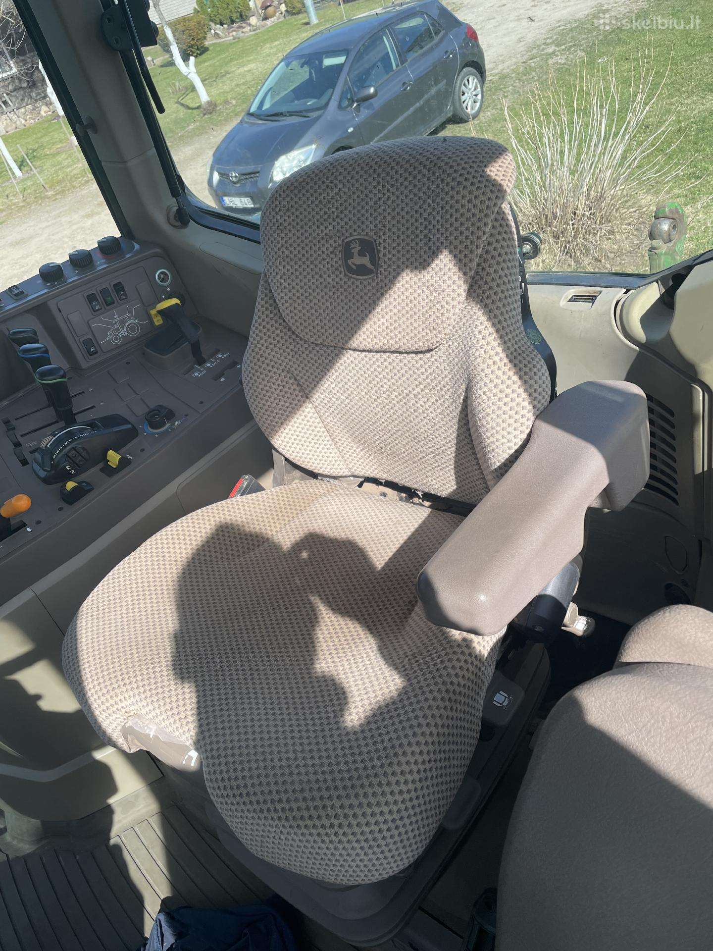 John Deere 6150M, tractors