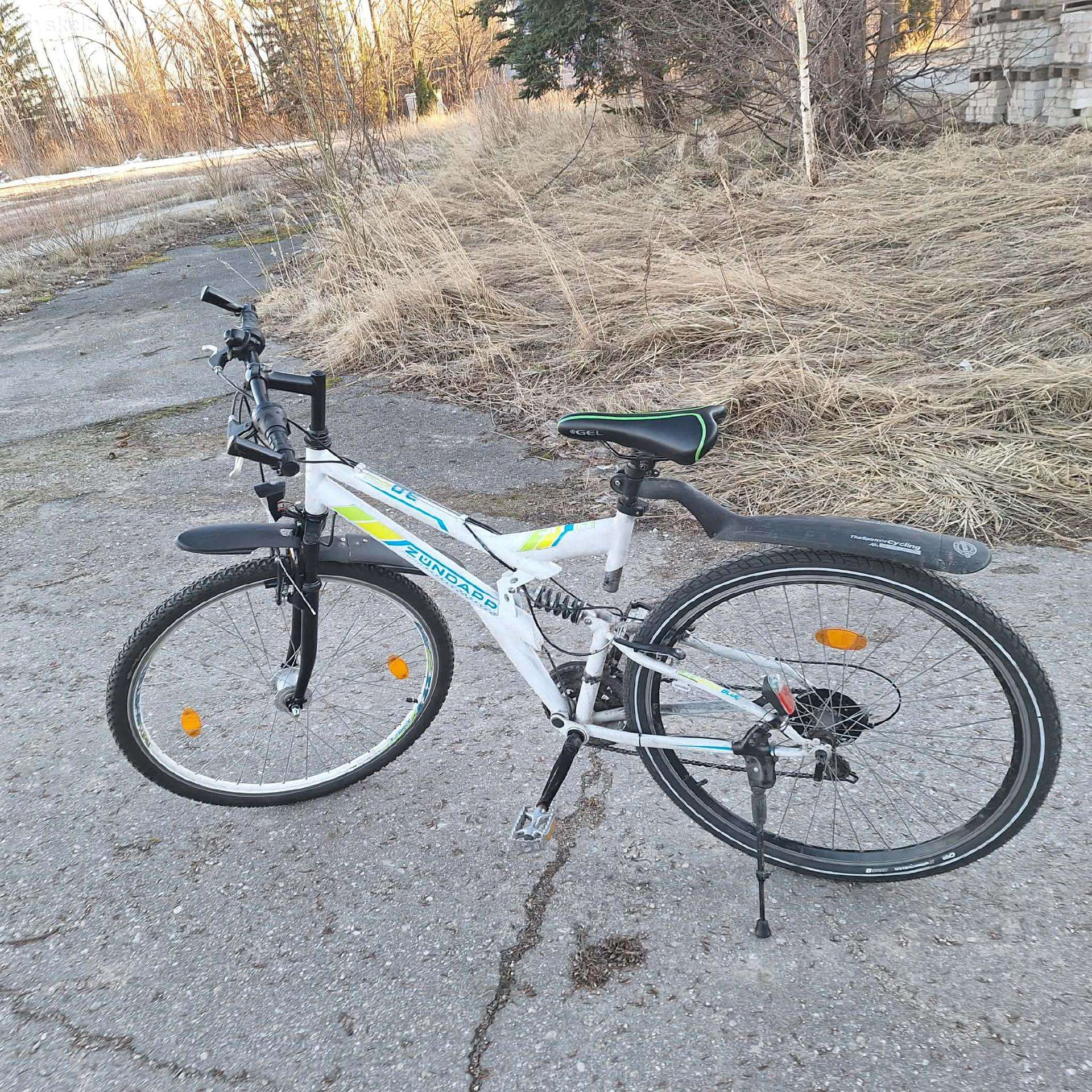 Dviratis su dokumentais