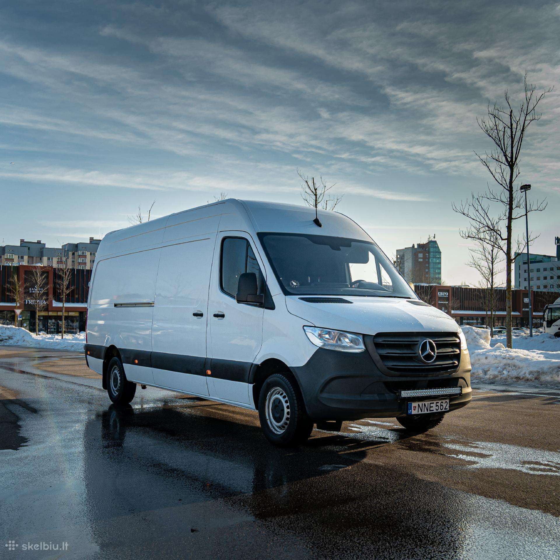 Mercedes-Benz Sprinter, cargo van