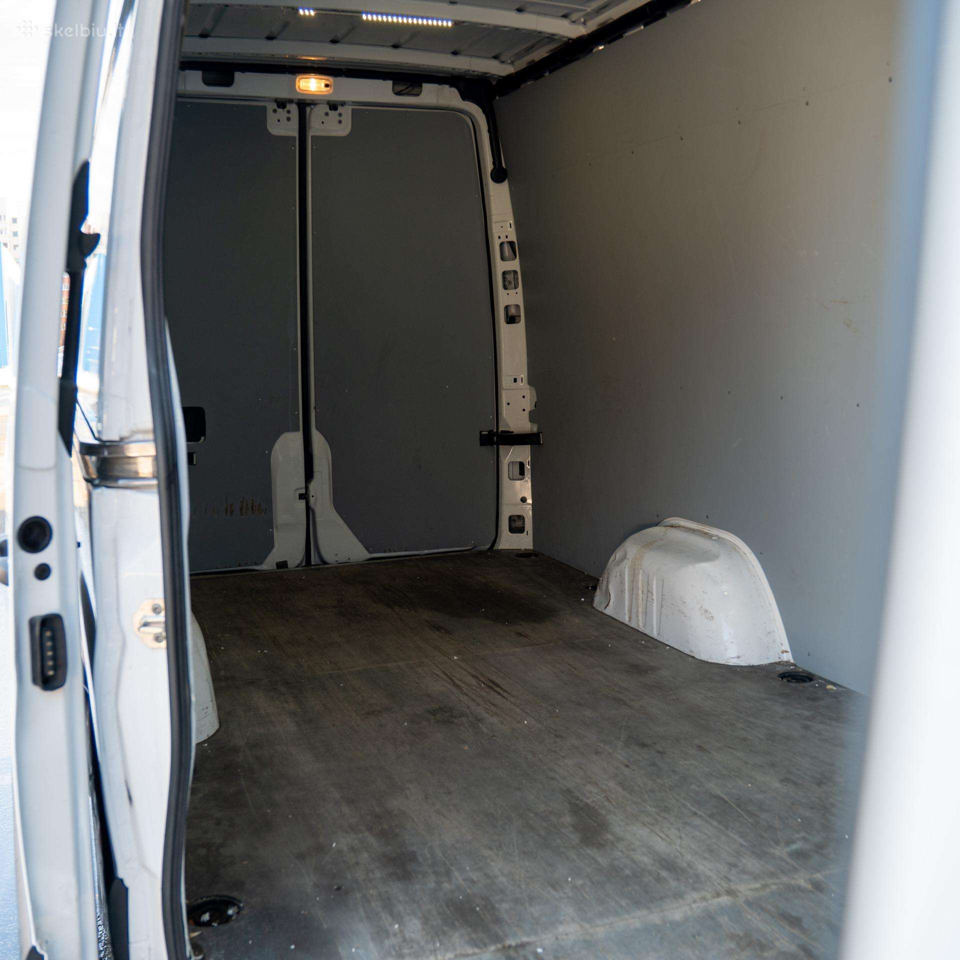 Mercedes-Benz Sprinter, cargo van