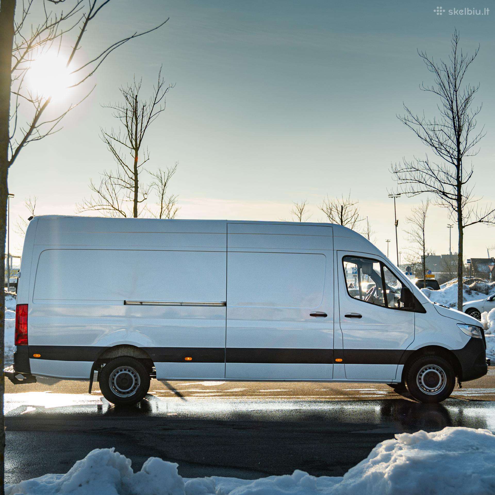Mercedes-Benz Sprinter, cargo van