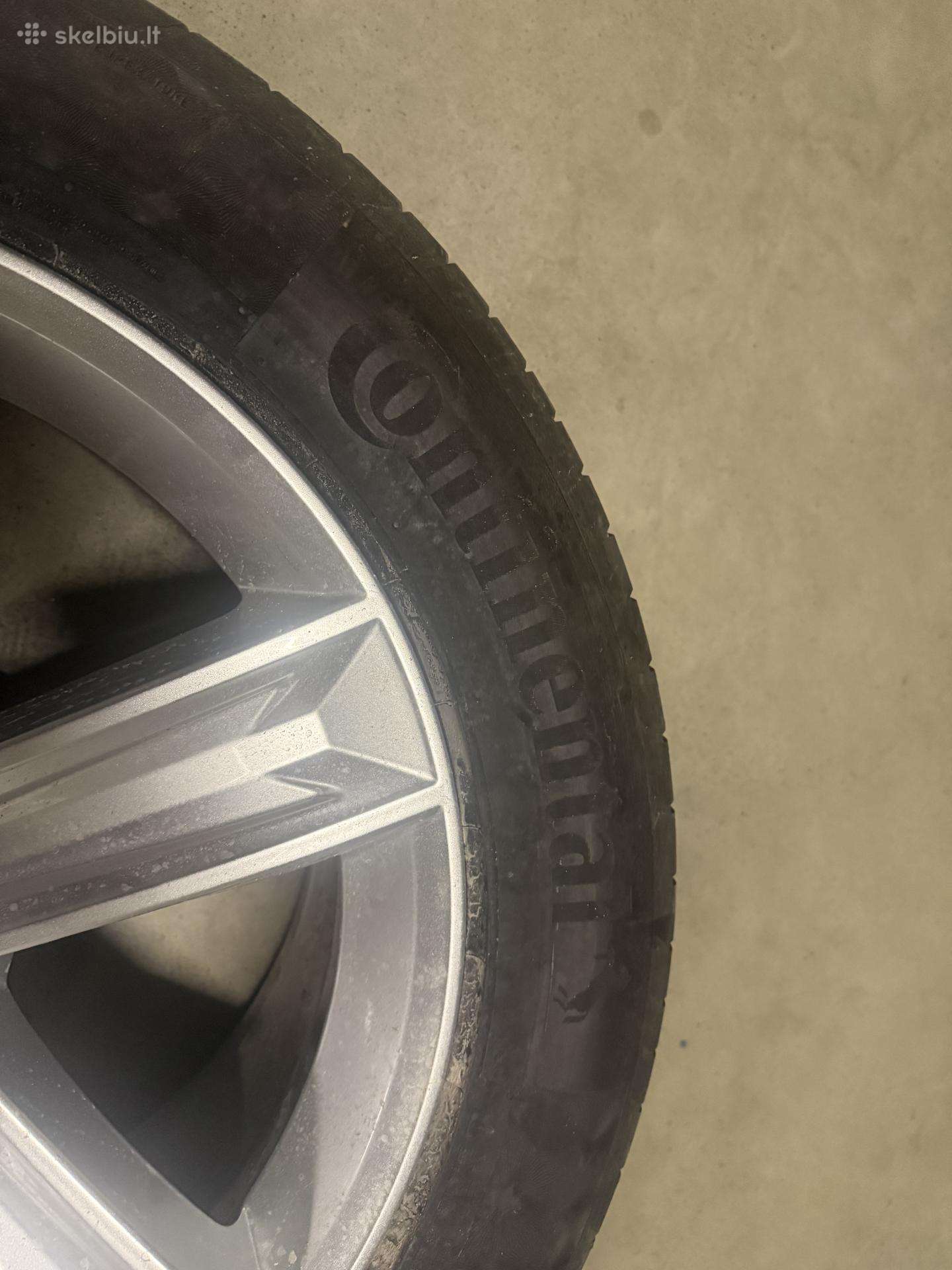 Continental, summer 275/50 R20