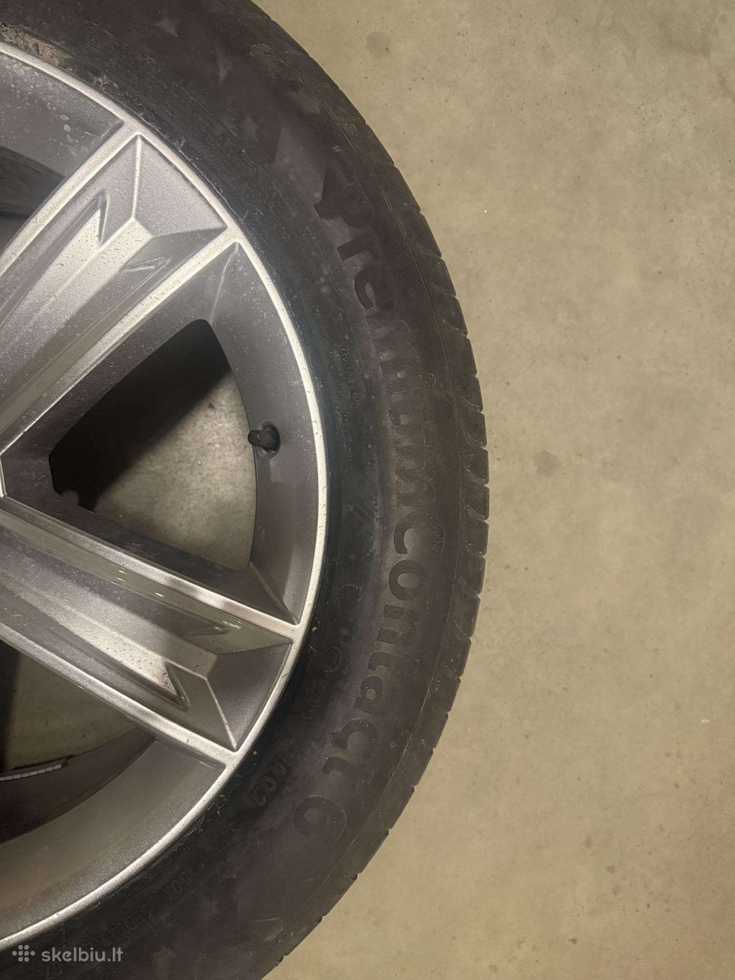 Continental, summer 275/50 R20