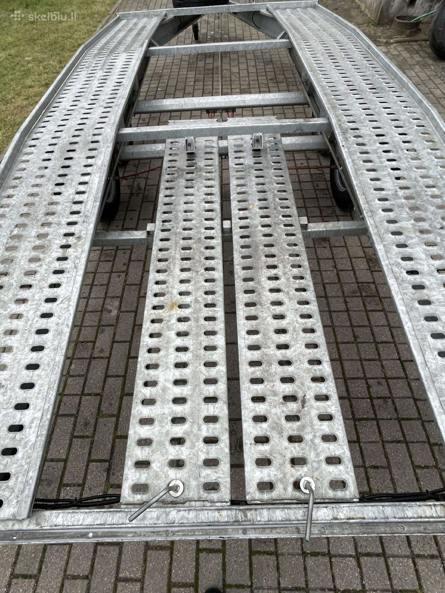 Ta-No, auto transporter