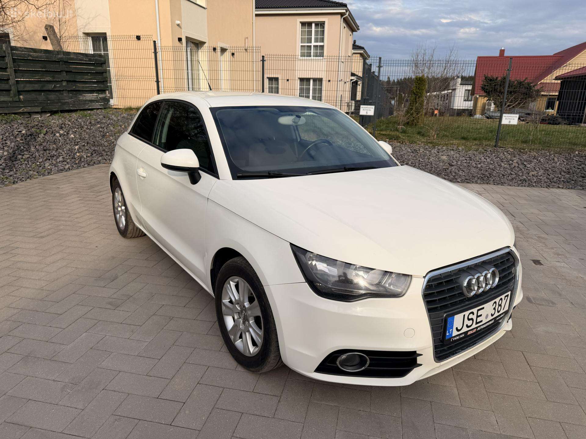 Audi A1 2010m. benzinas 1.2l 63kw