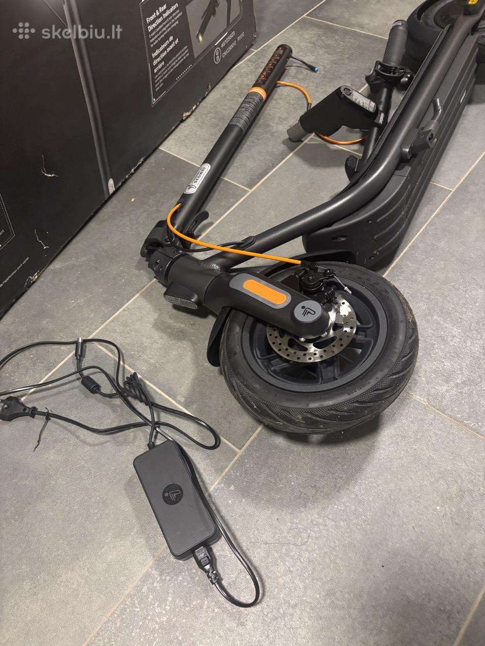Elektrinis paspirtukas NINEBOT