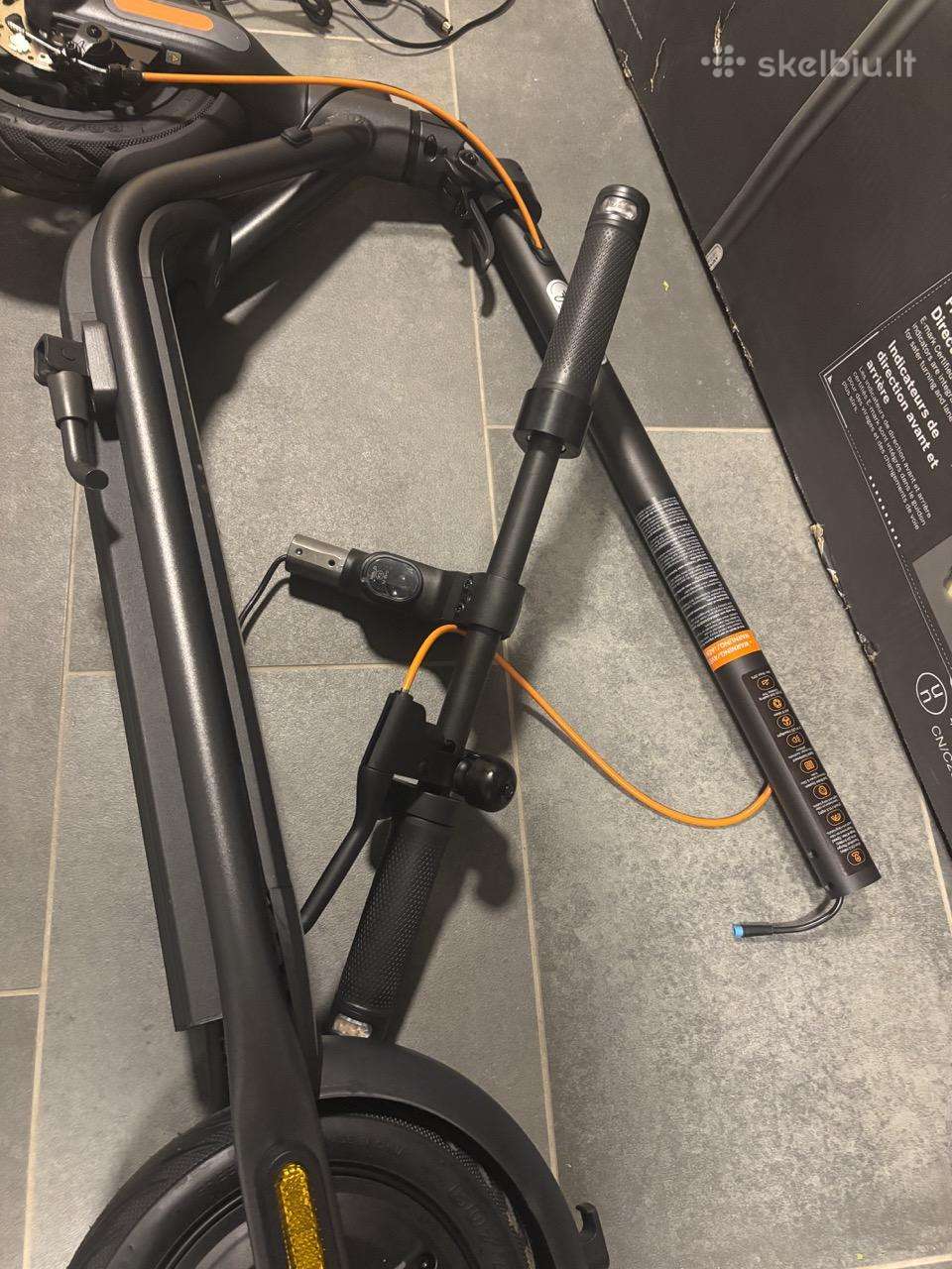 Elektrinis paspirtukas NINEBOT