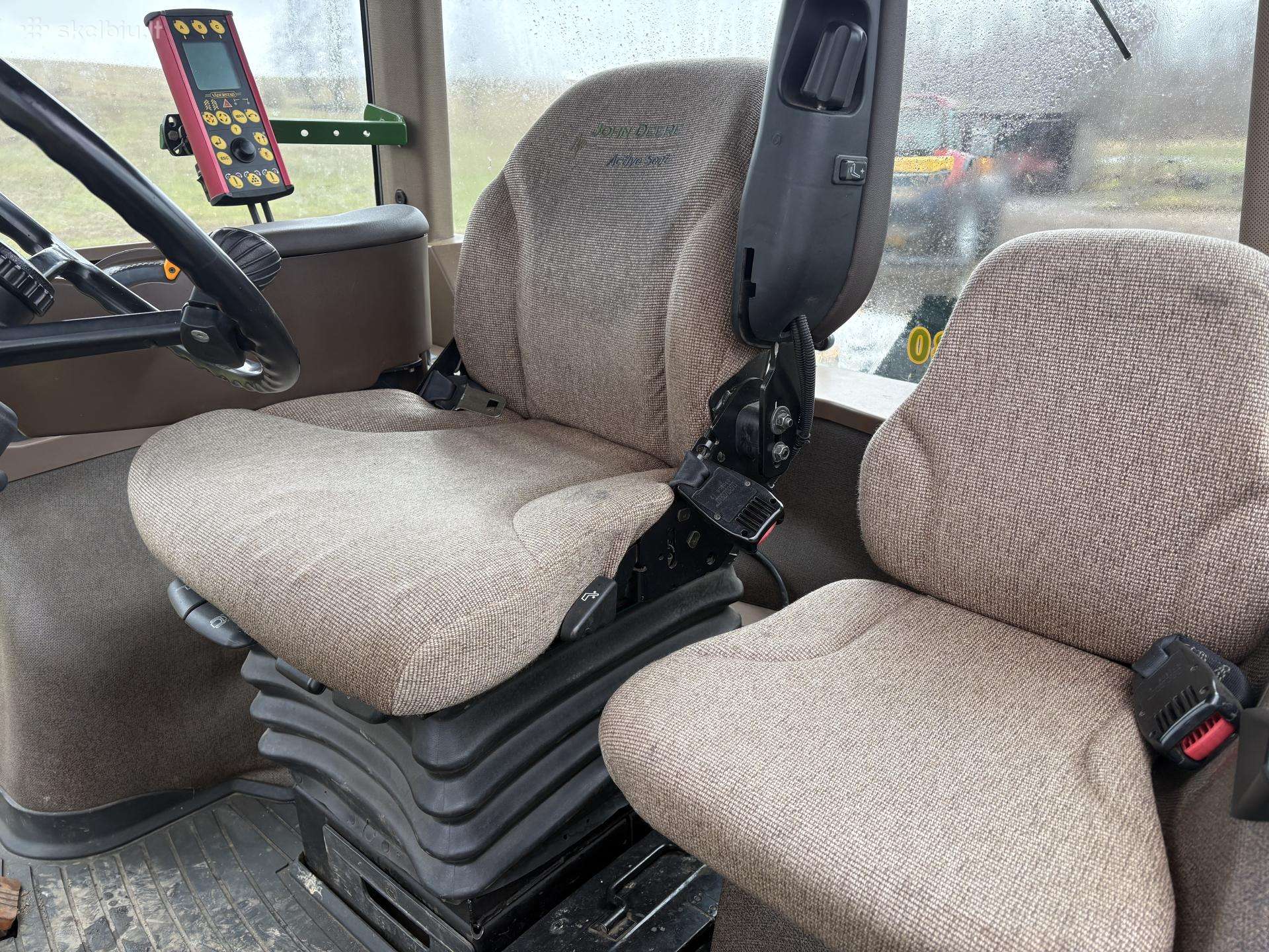 John Deere 7930, tractors