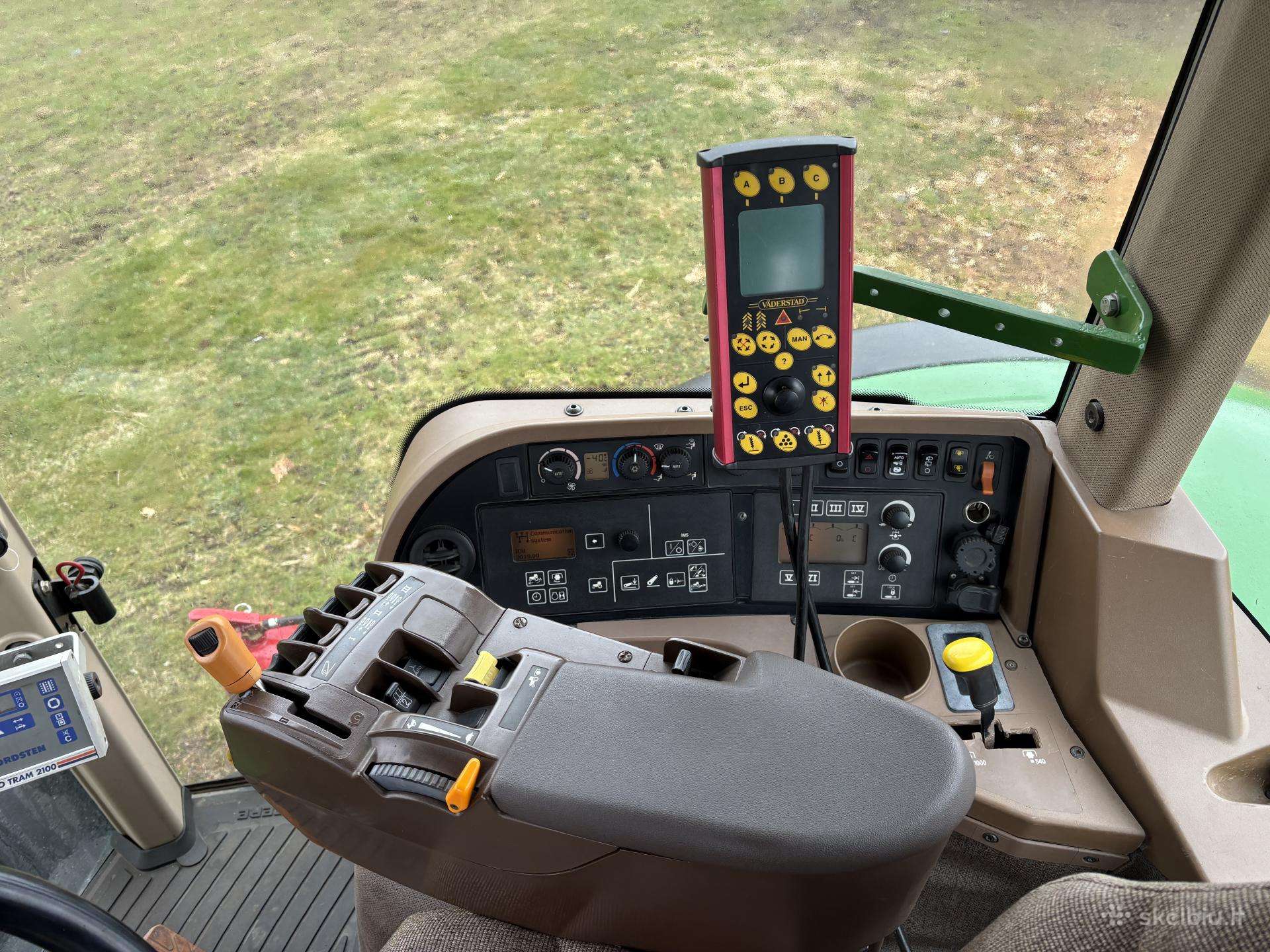 John Deere 7930, tractors