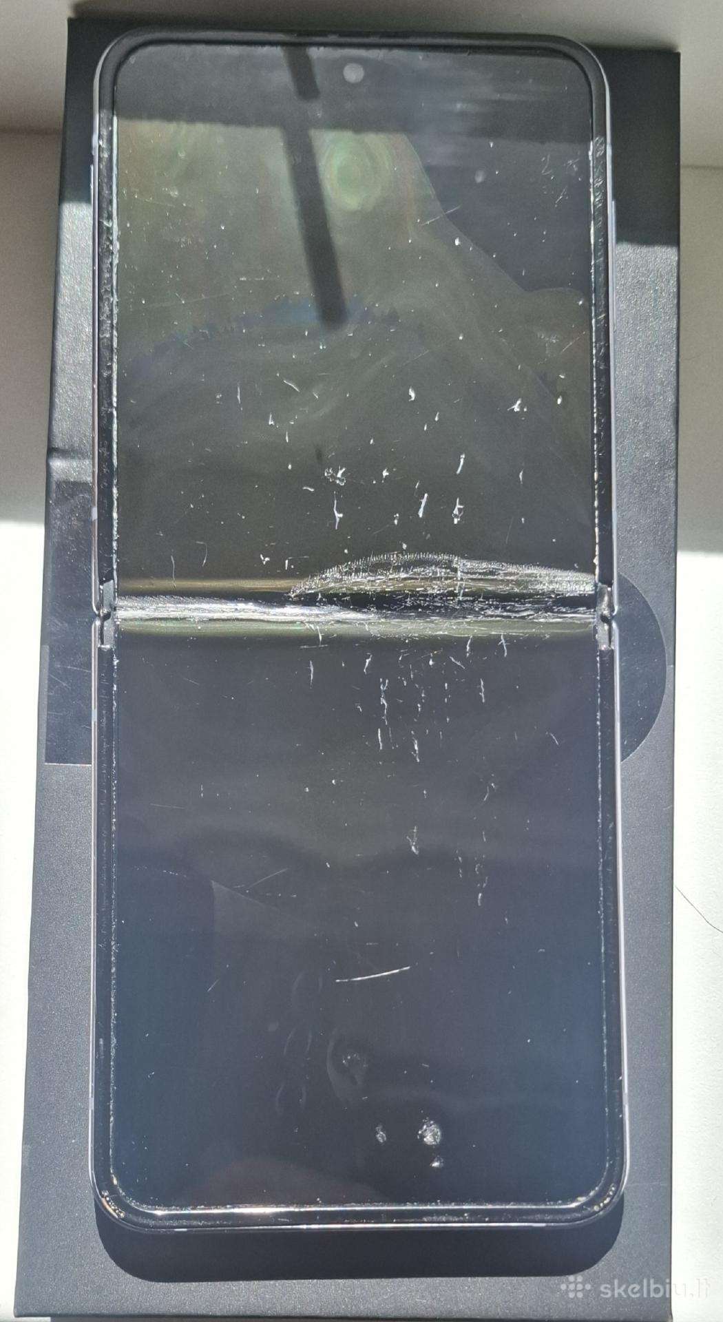 Samsung Galaxy Flip 4 5G 128gbą