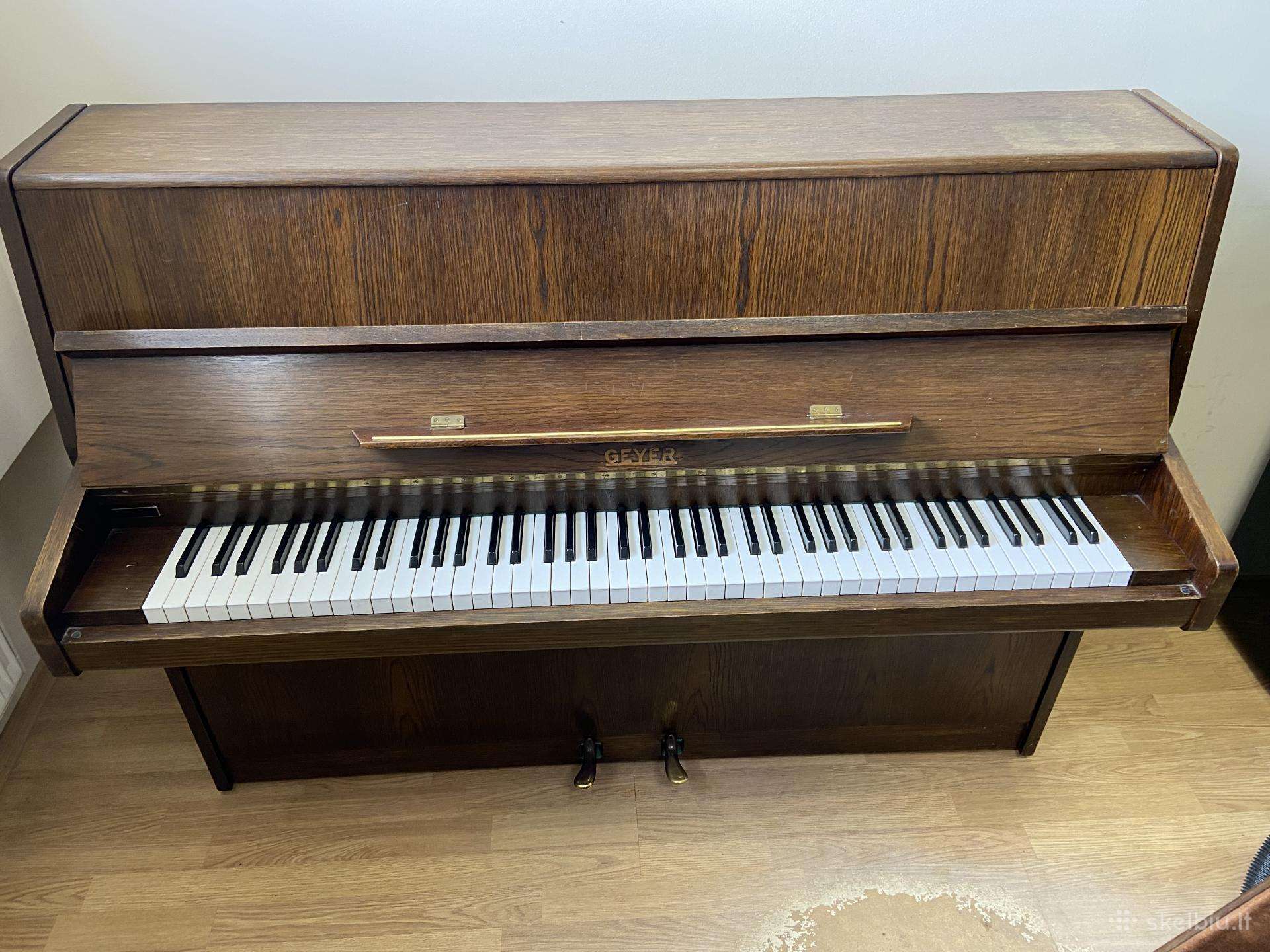 Parduodamas Vokiškas pianinas Geyer