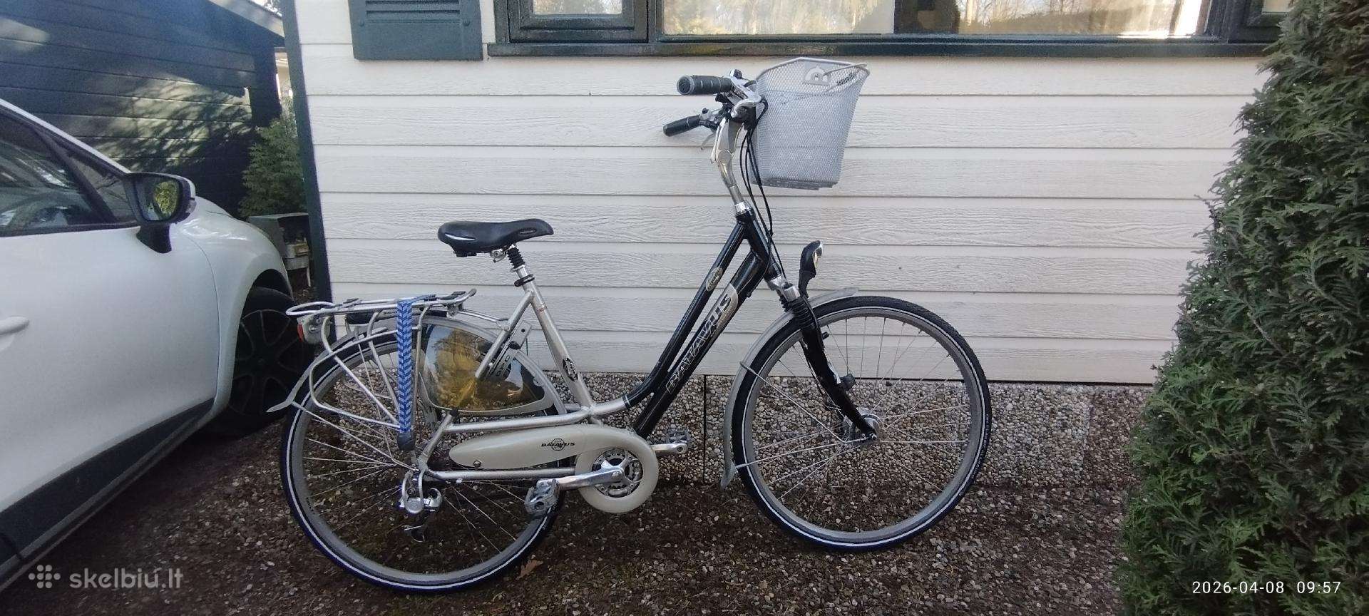 Moteriskas dviratis batavus