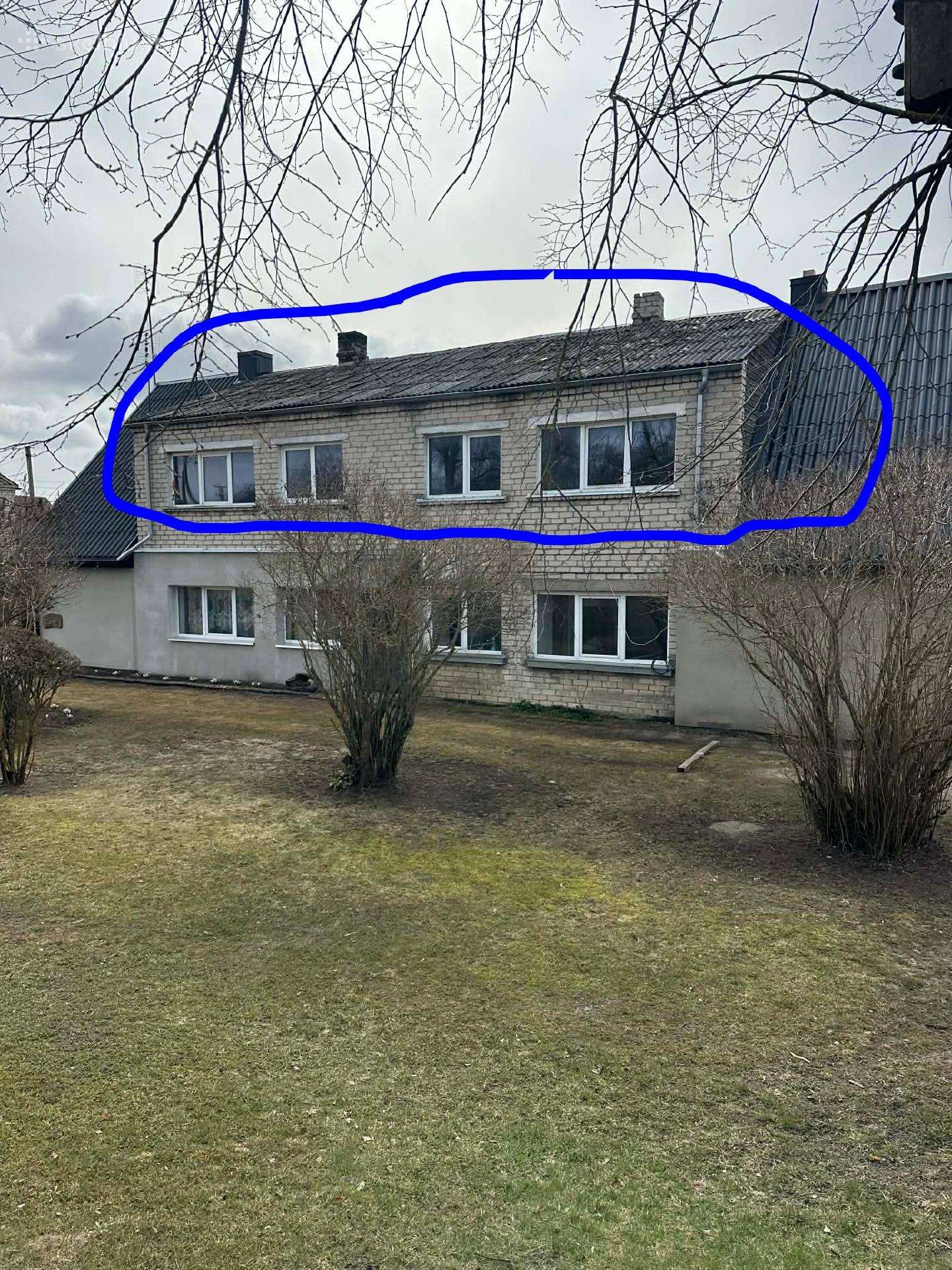 Parduodami 2 butai visas antras aukštas