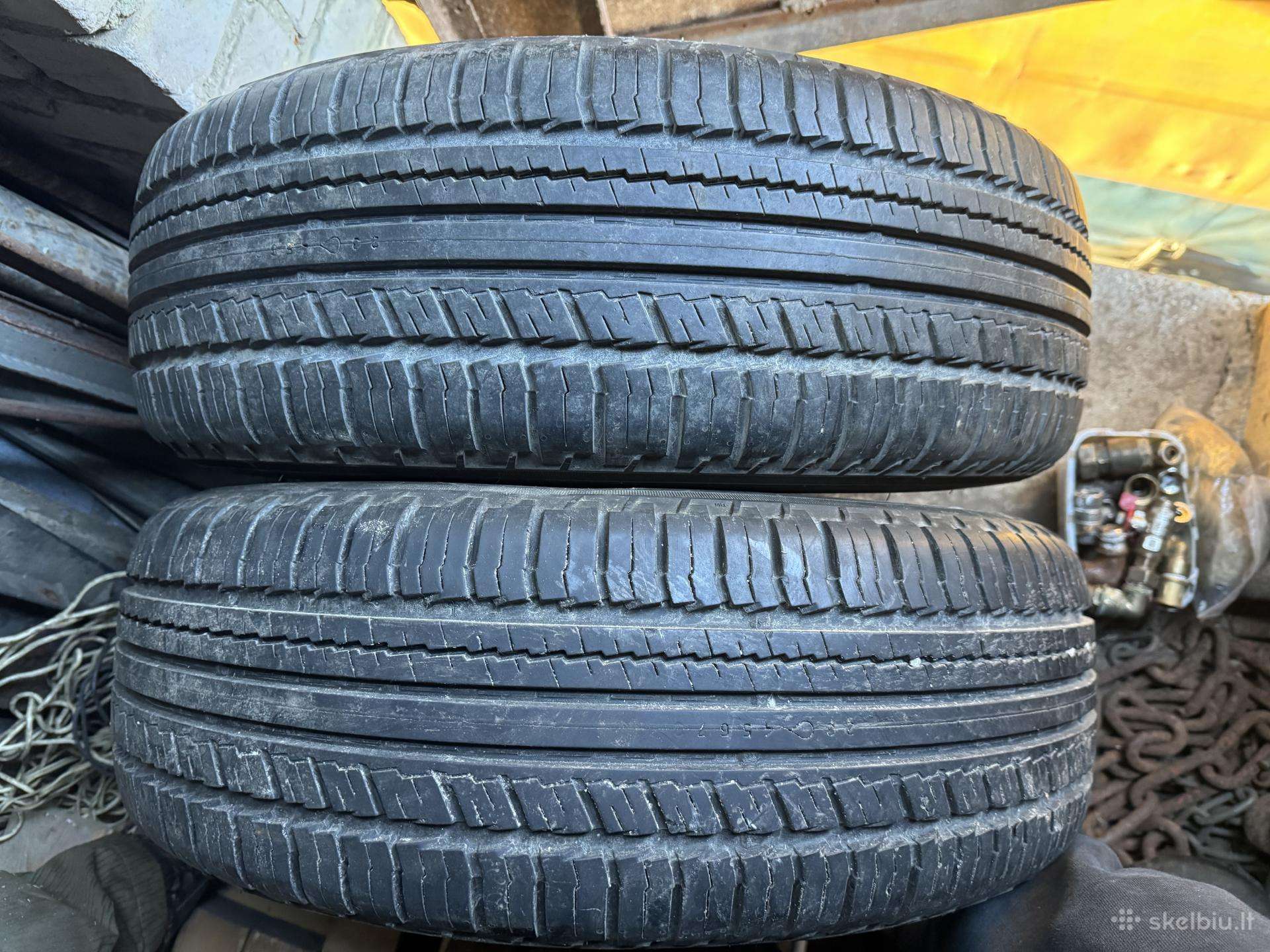 Nokian 235/75r15
