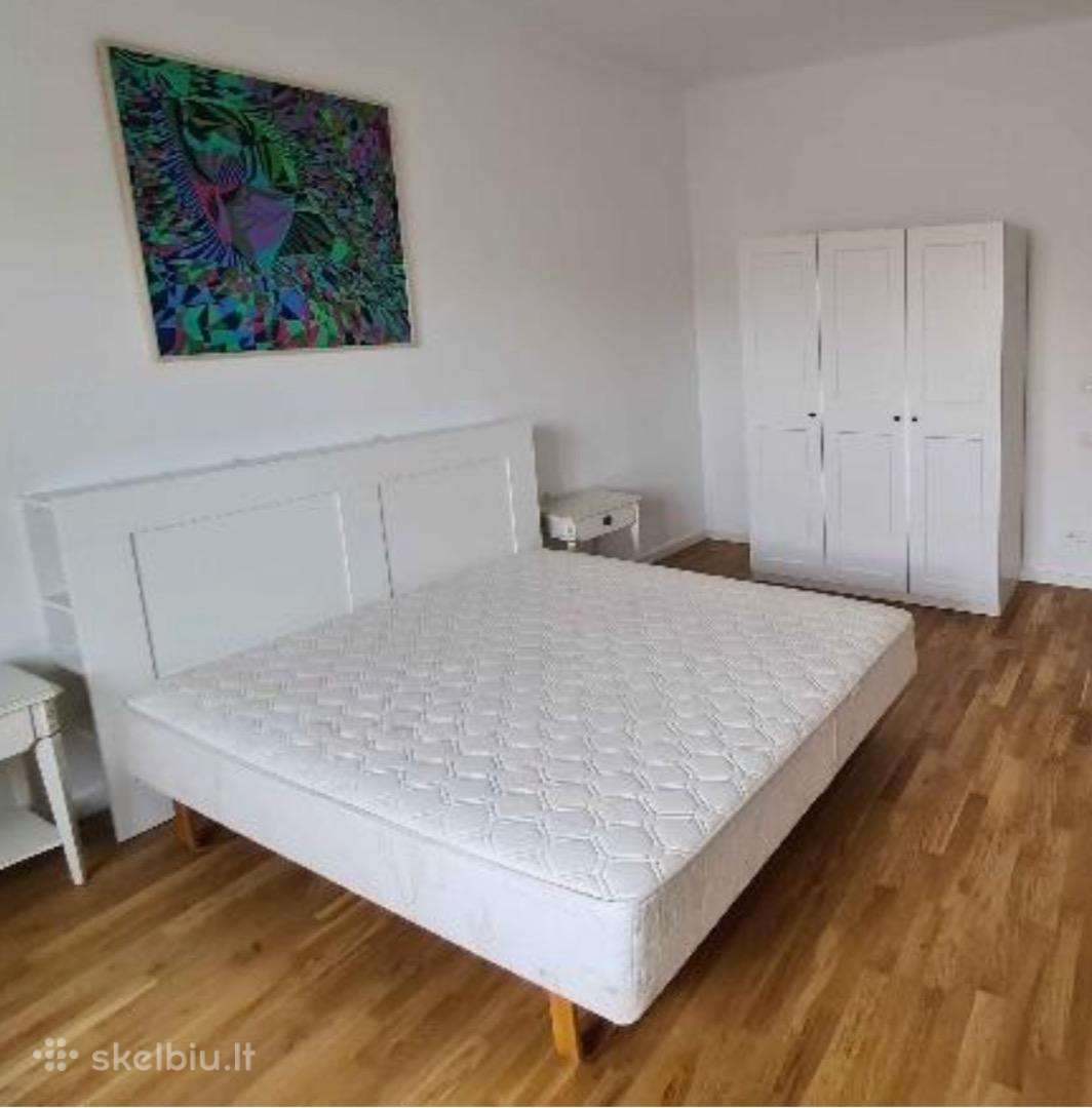 Lova su čiužiniu 160x200