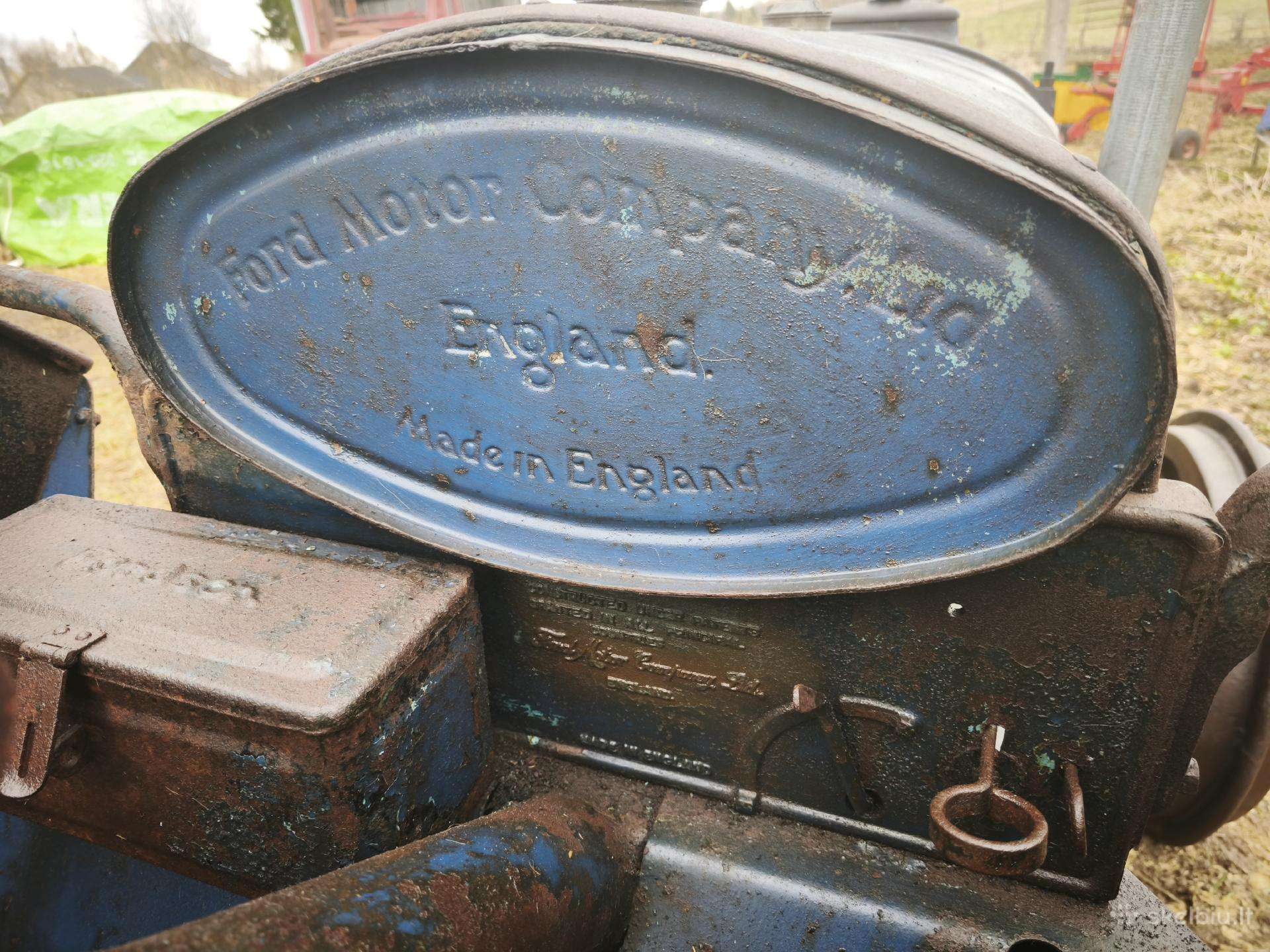 -Kita-, tractors