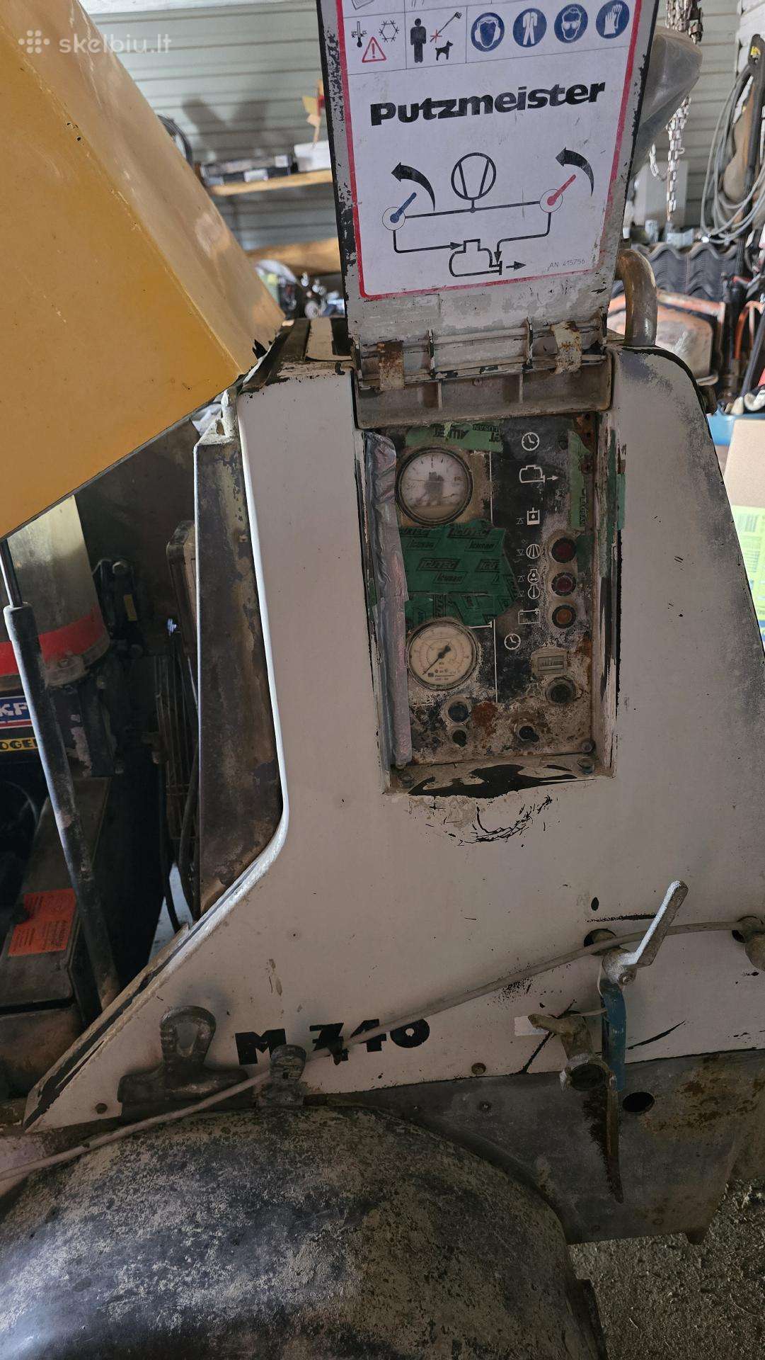 Putzmeister M740d, concrete pump