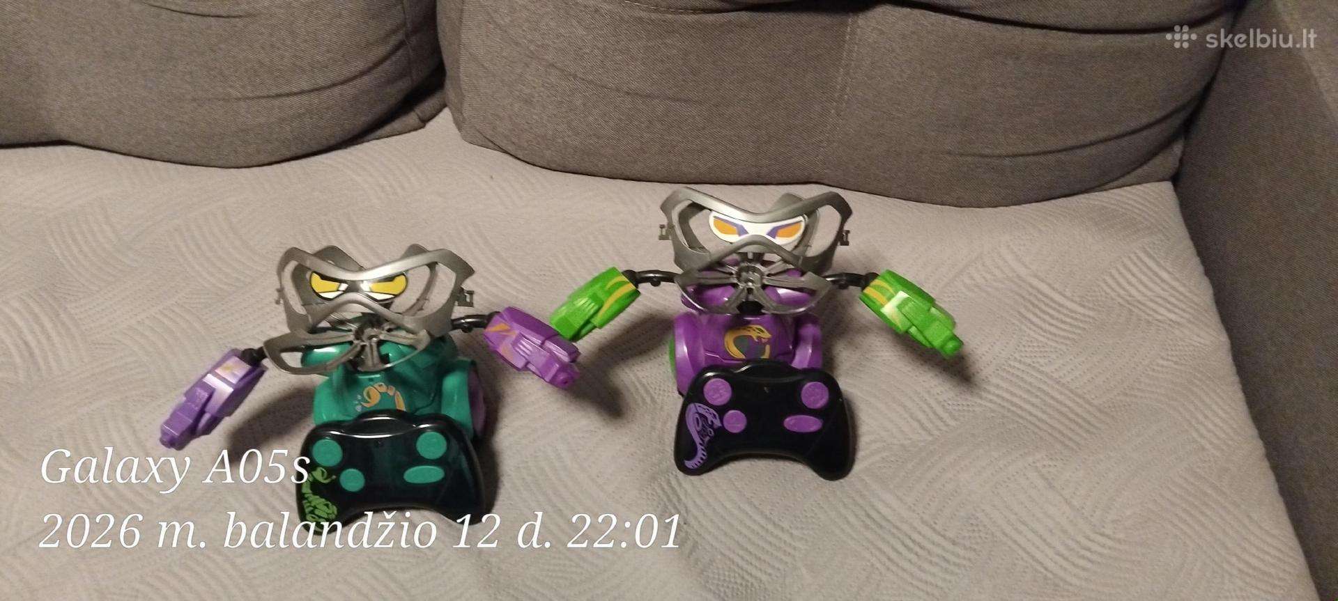 Pilnas rinkinys robotų koviku