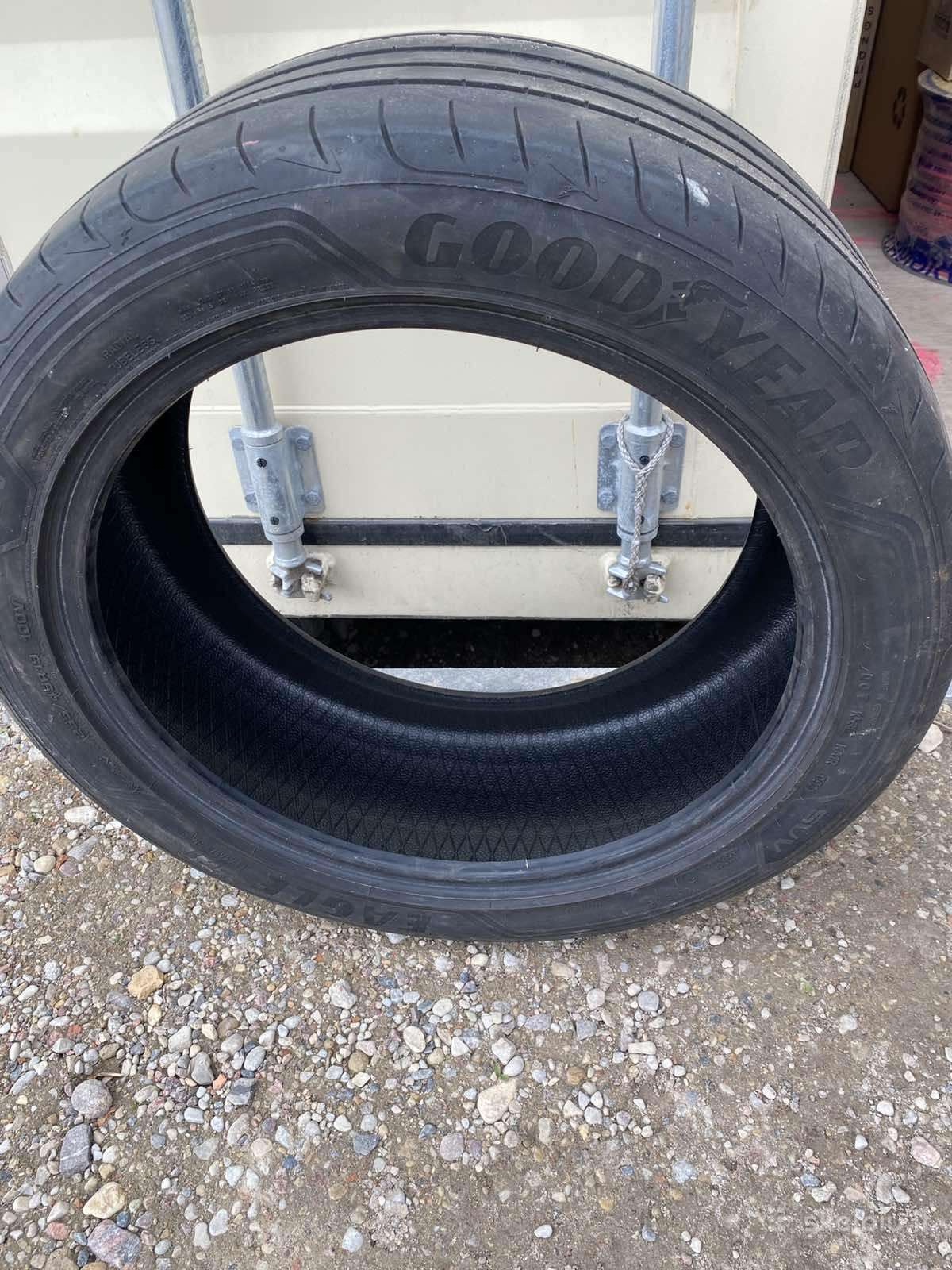Goodyear, летние 255/45 R19