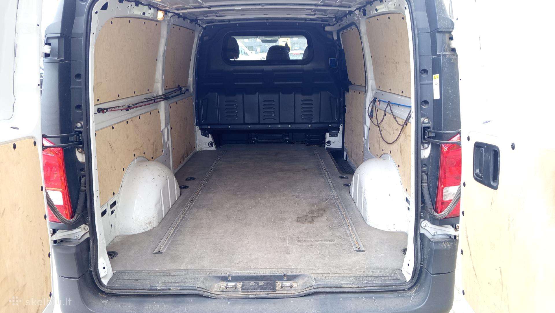 Mercedes-Benz Sprinter, cargo van