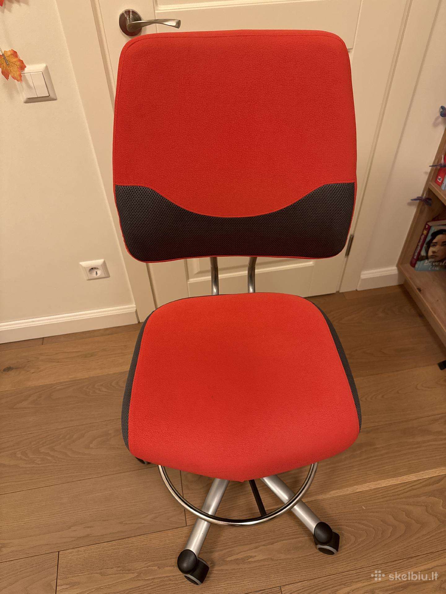 Naudota auganti kėdė Actikid3 raudona