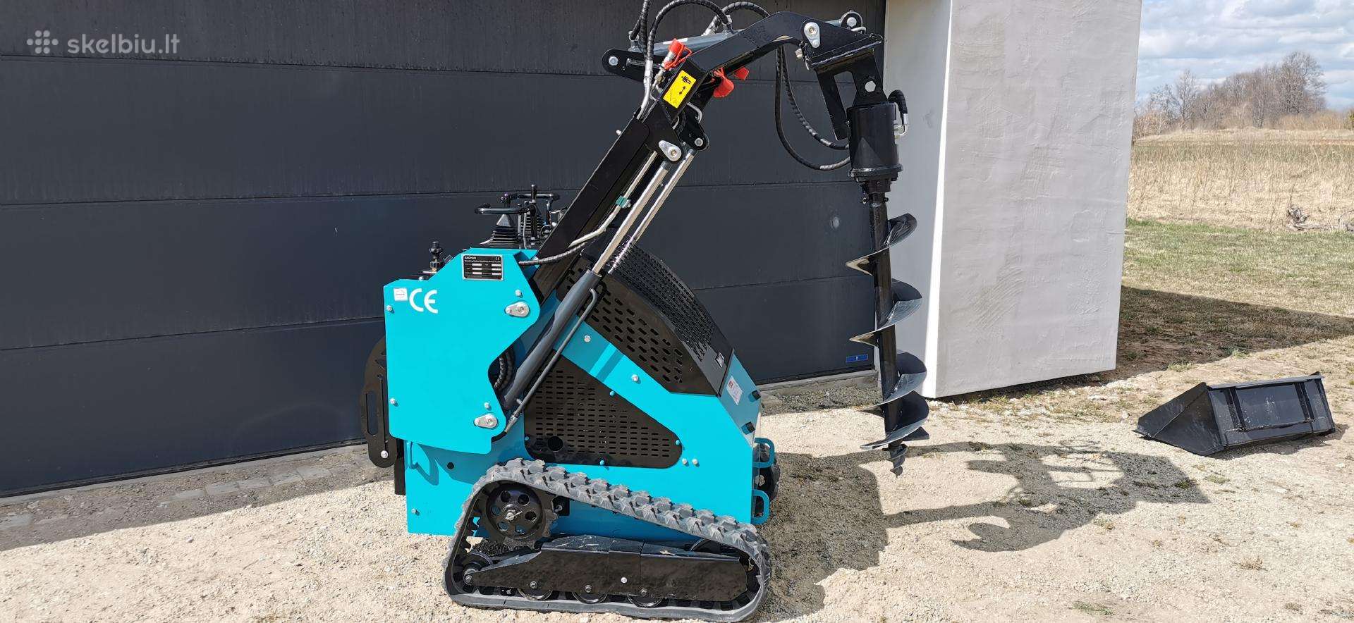 -Kita- T460, mini loaders
