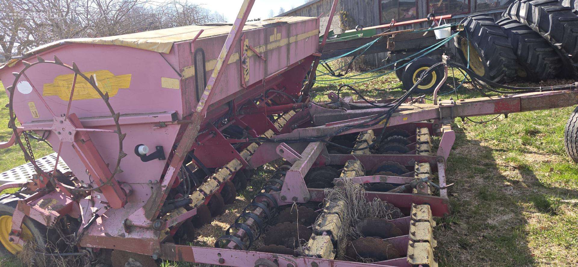 Vaderstad 400, seeders, planters