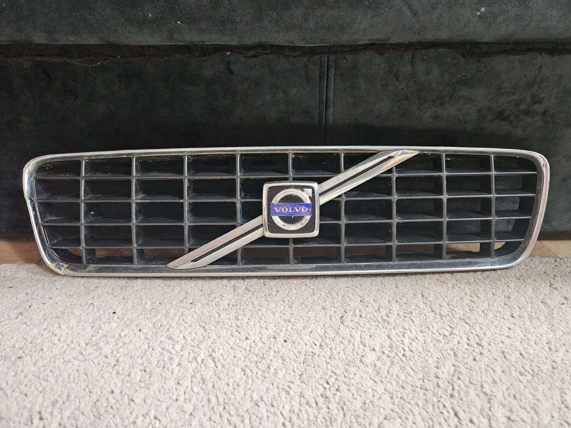 Volvo S60 (2001-2004) Priekinio bamperio grotelės