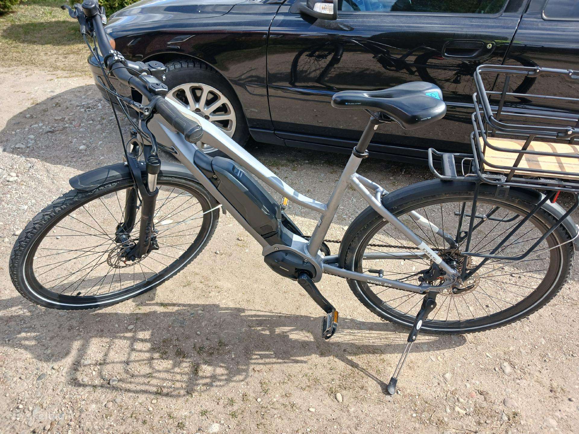 Dbs elektrinis dviratis su shimano varikliu.