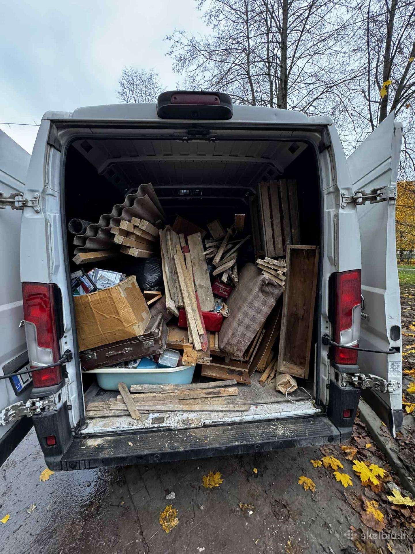 Perkraustymas ir krovinių pervežimas