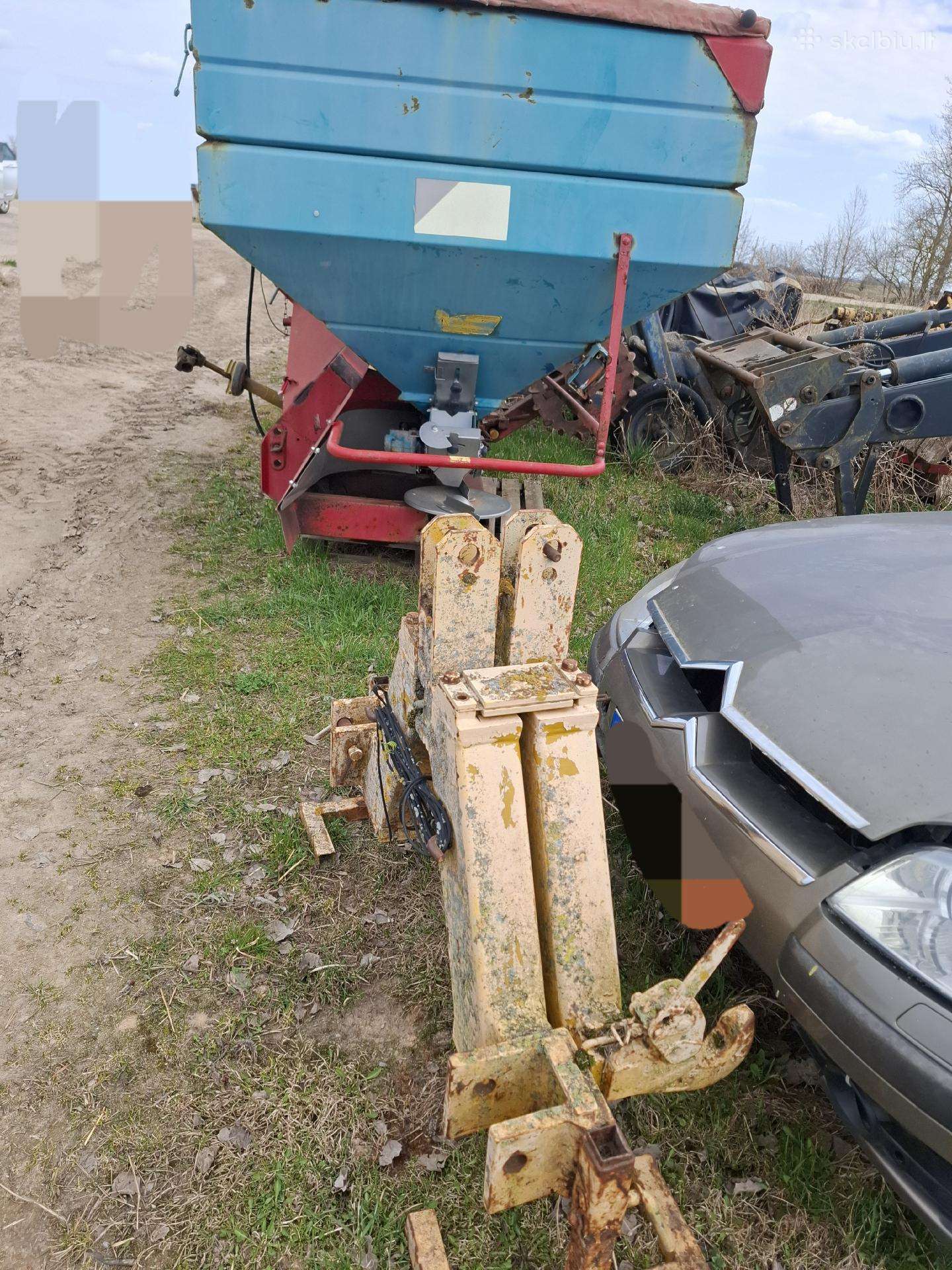 New Holland, kita