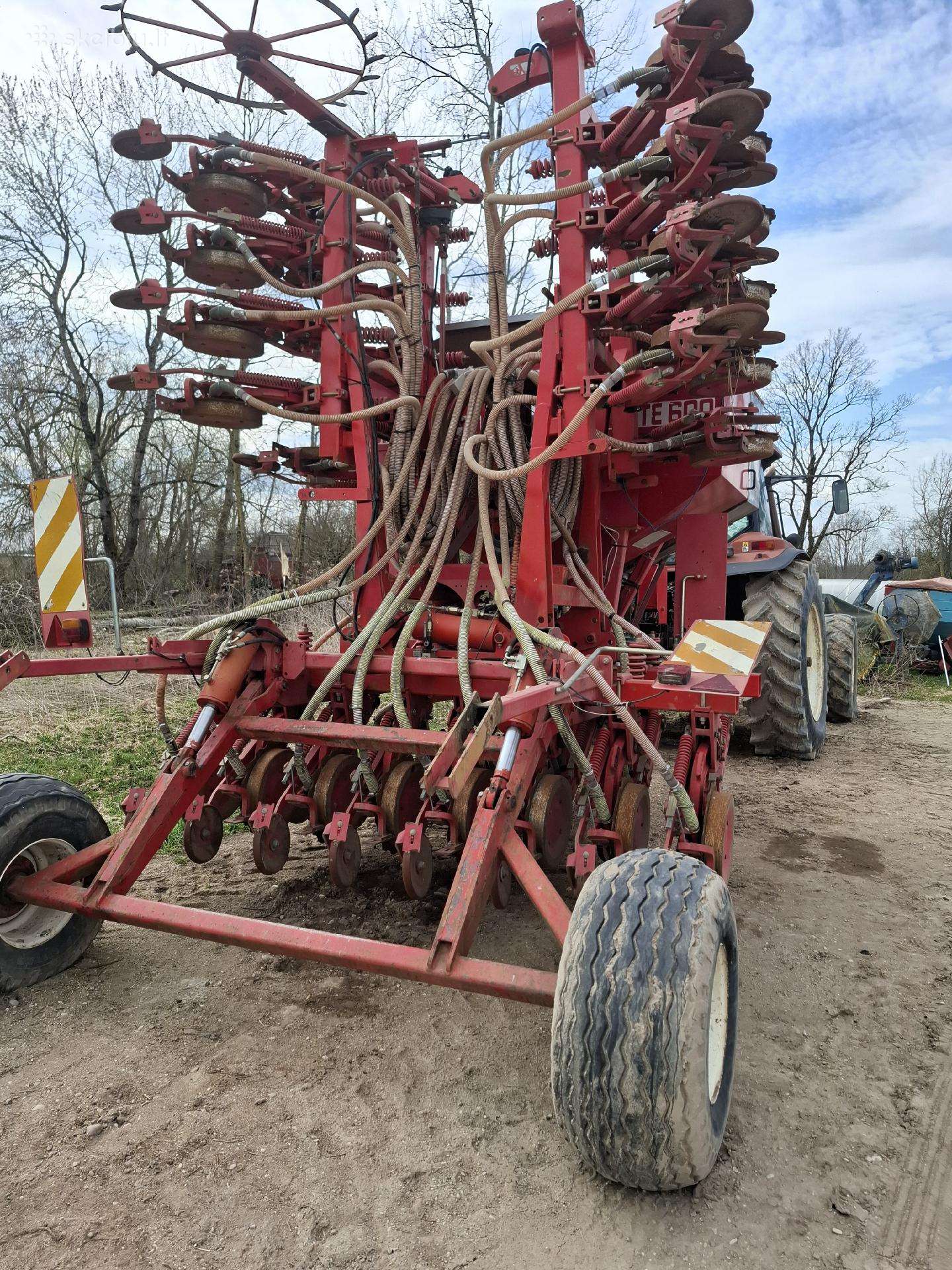 New Holland, kita