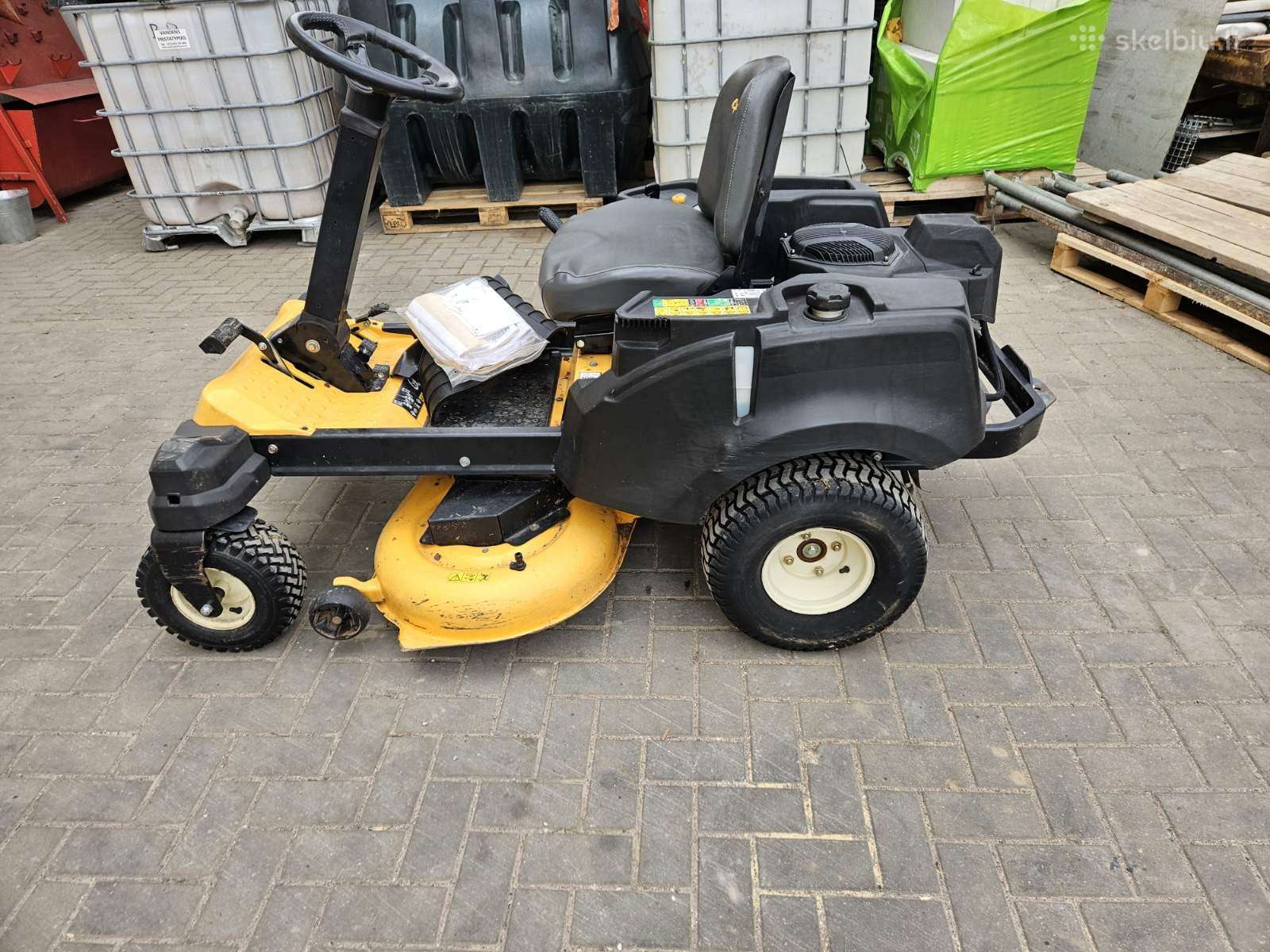 Naudotas Cub Cadet Xz 2 117 Nulinio apsisukimo