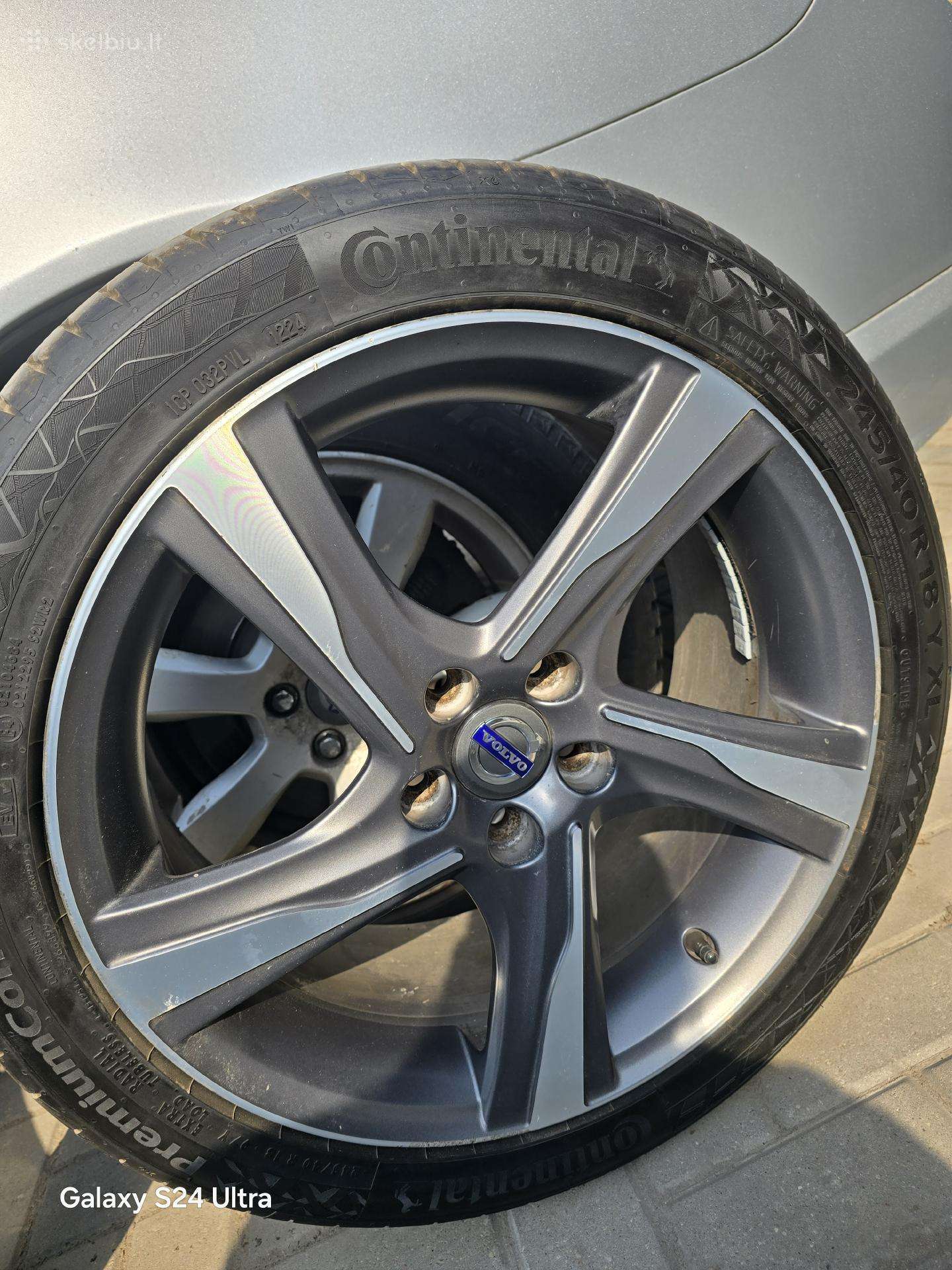 Continental, vasarinės 245/40 R18