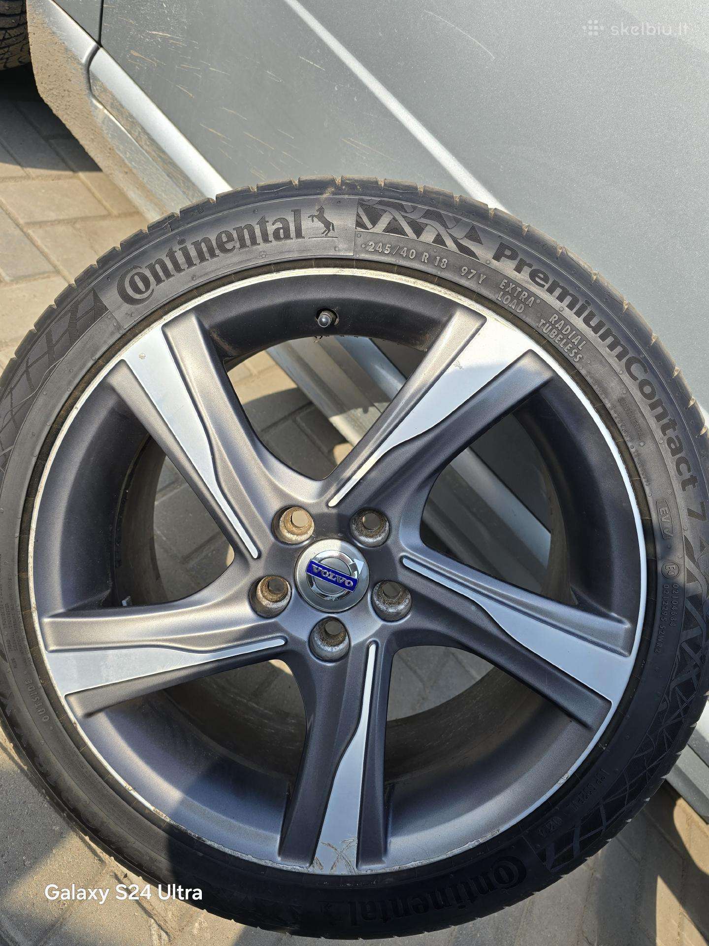 Continental, vasarinės 245/40 R18