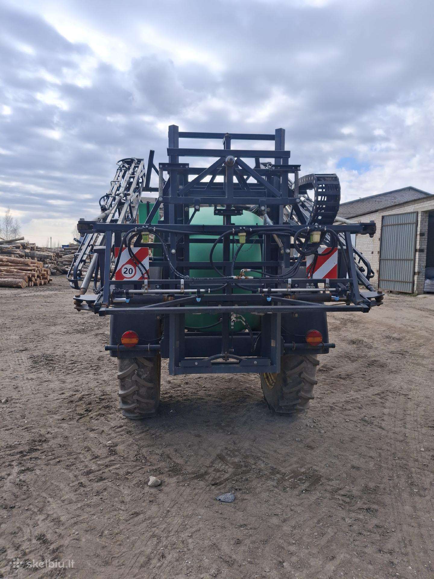 AGRO 2500, sprayers