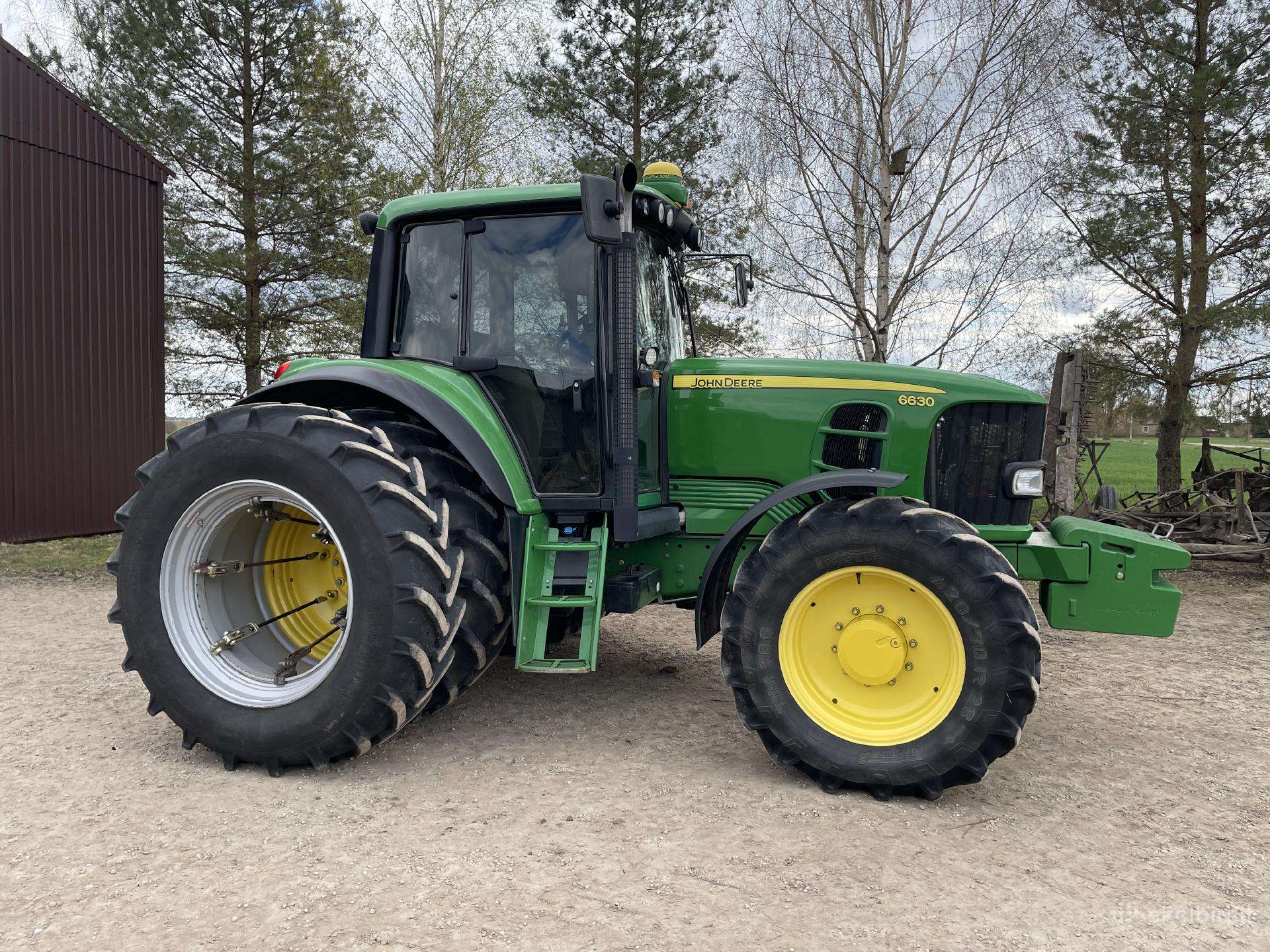 John Deere 6630, tractors
