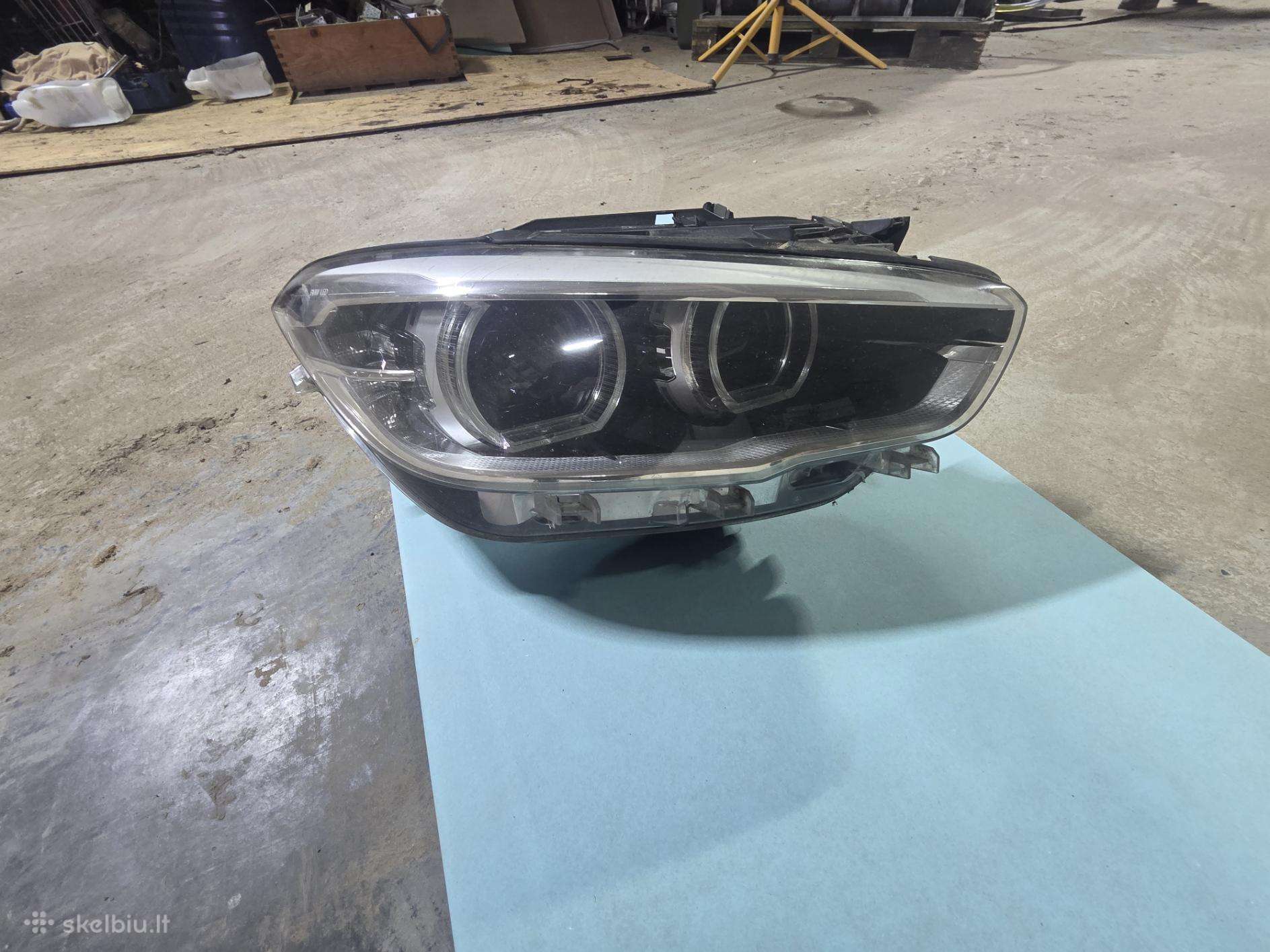 BMW 125 lights