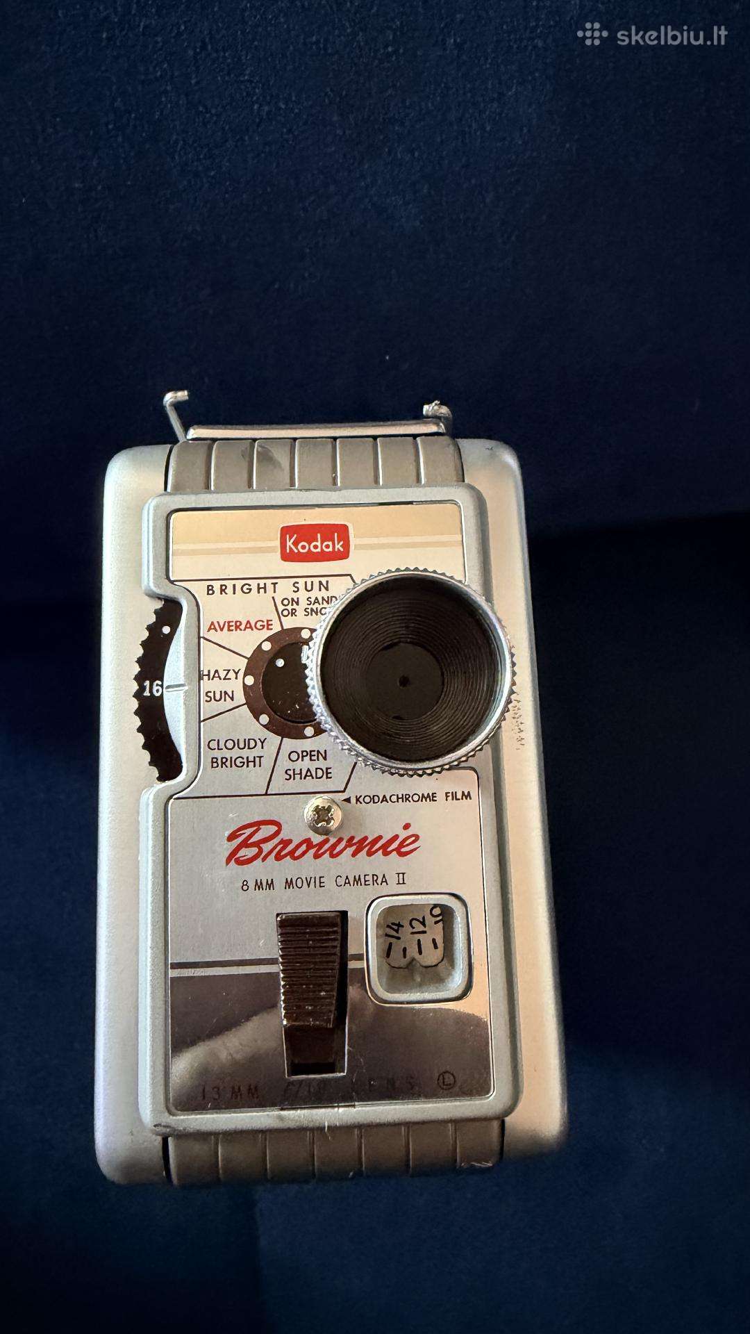 Sena kino kamera „Kodak Brownie 8mm Movie Camera